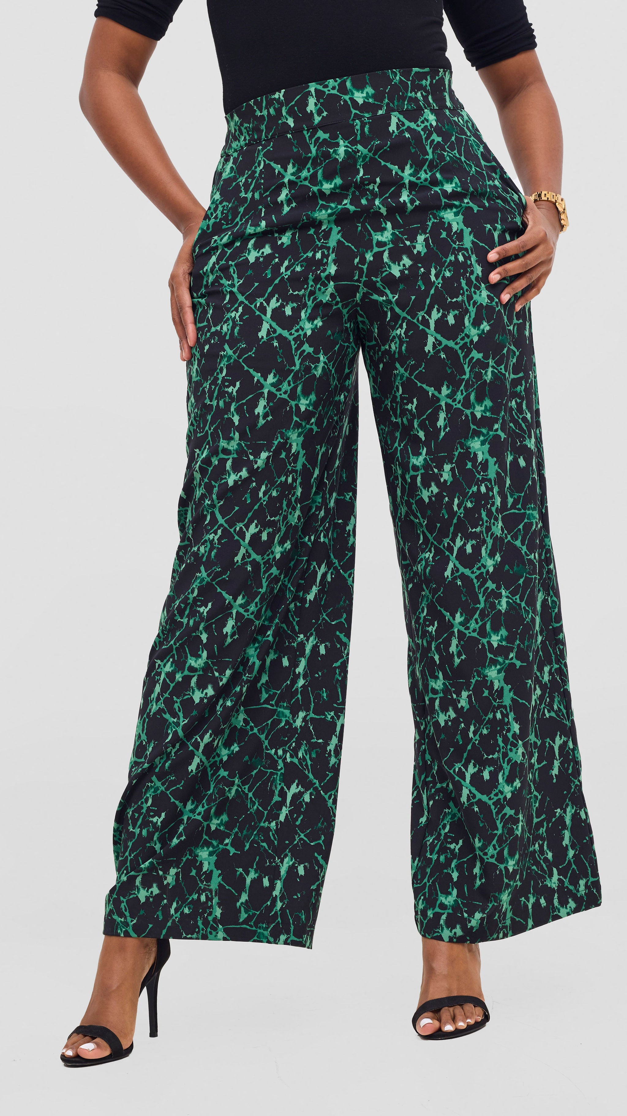 Vivo Maisha Top & Pant Set - Black/ Green Print