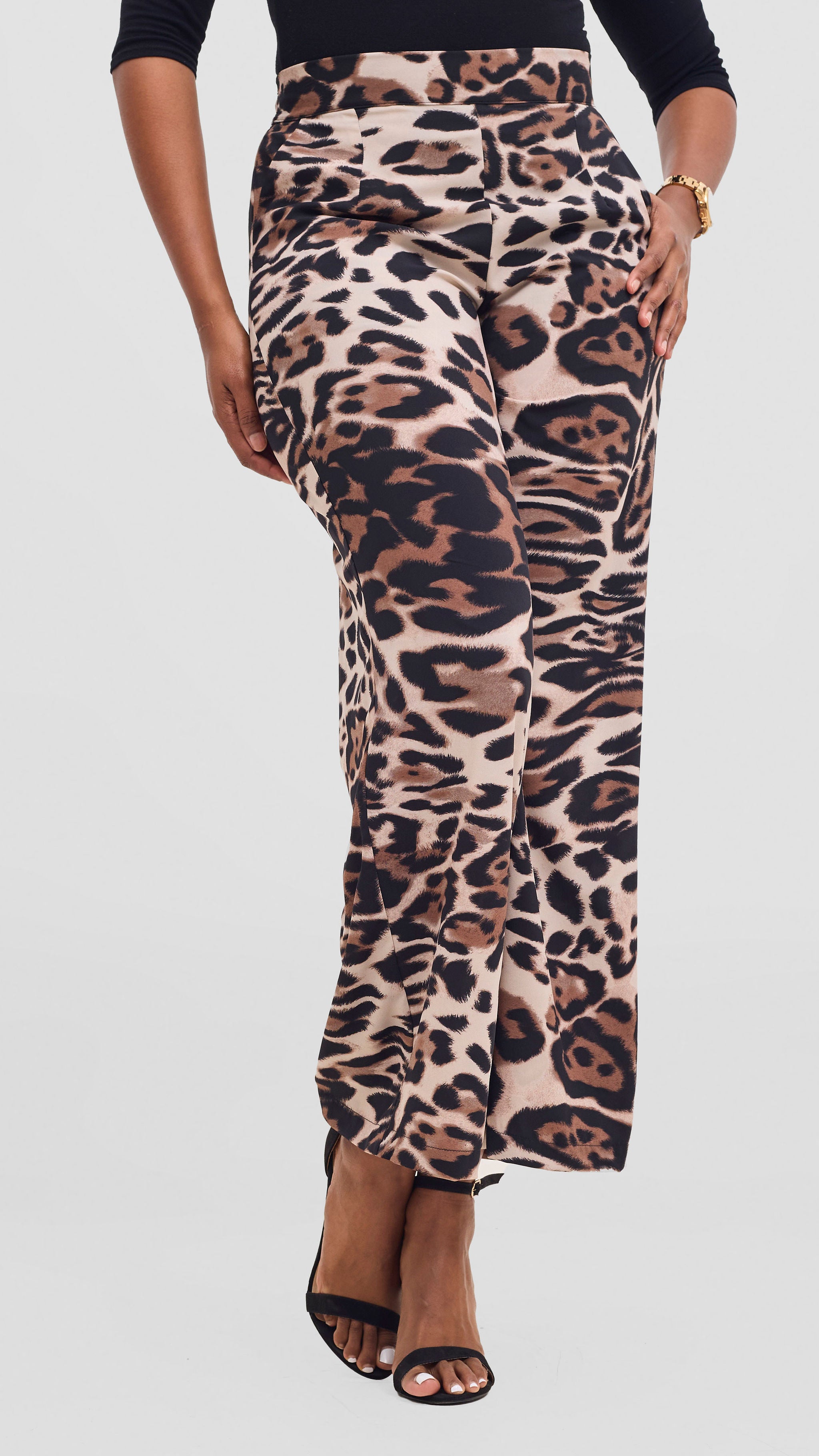 Vivo Maisha Top & Pant Set - Light Taupe / Black Print