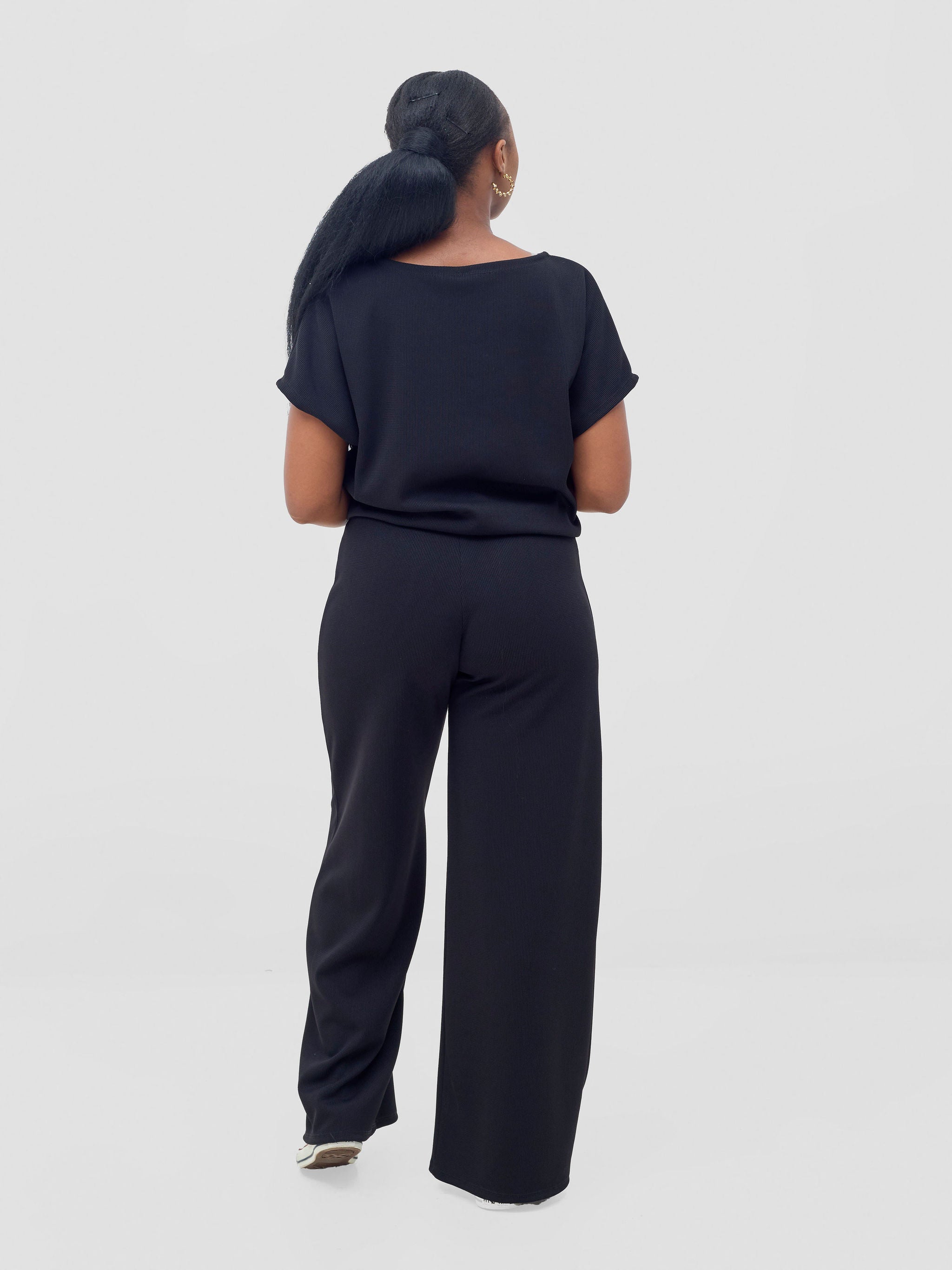 Vivo Safa Drop Shoulder Top - Black