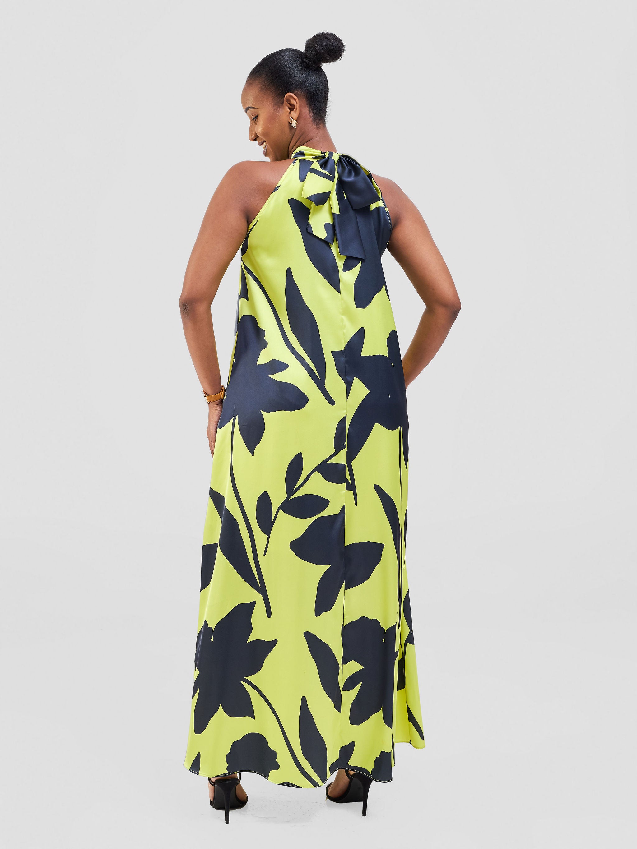 Vivo Jamila Halter Neck Maxi Dress - Lime / Dark Navy Voi Print