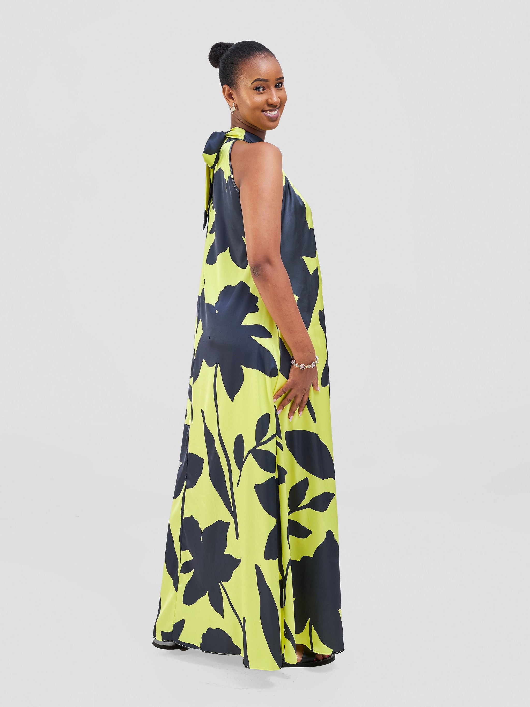 Vivo Jamila Halter Neck Maxi Dress - Lime / Dark Navy Voi Print