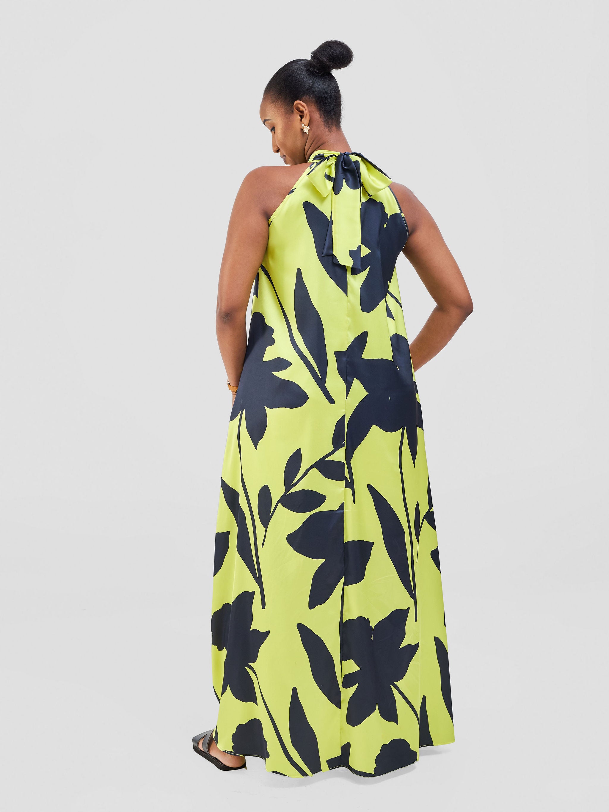 Vivo Jamila Halter Neck Maxi Dress - Lime / Dark Navy Voi Print
