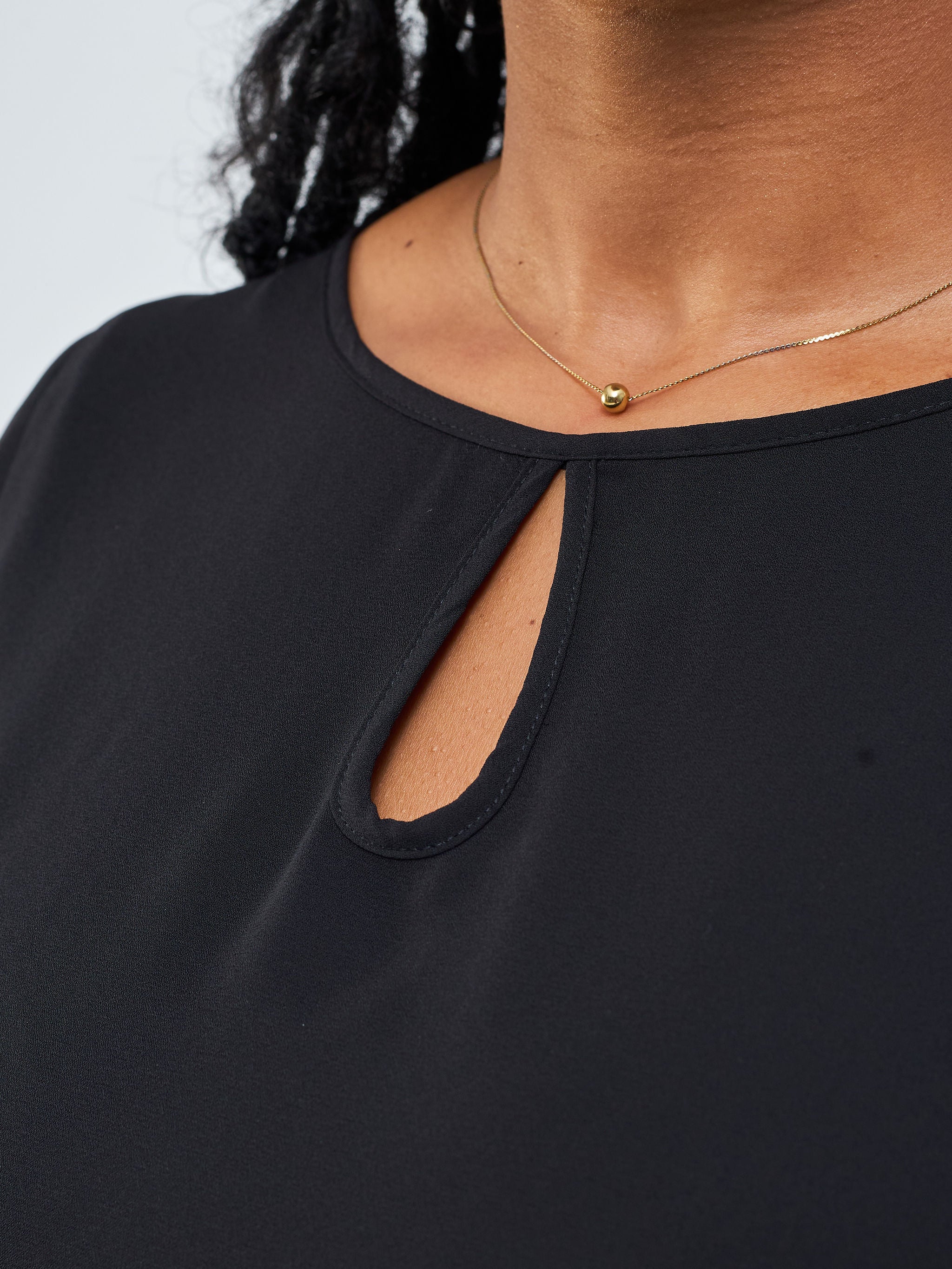 Vivo Sierra Maxi Chiffon Dress - Black