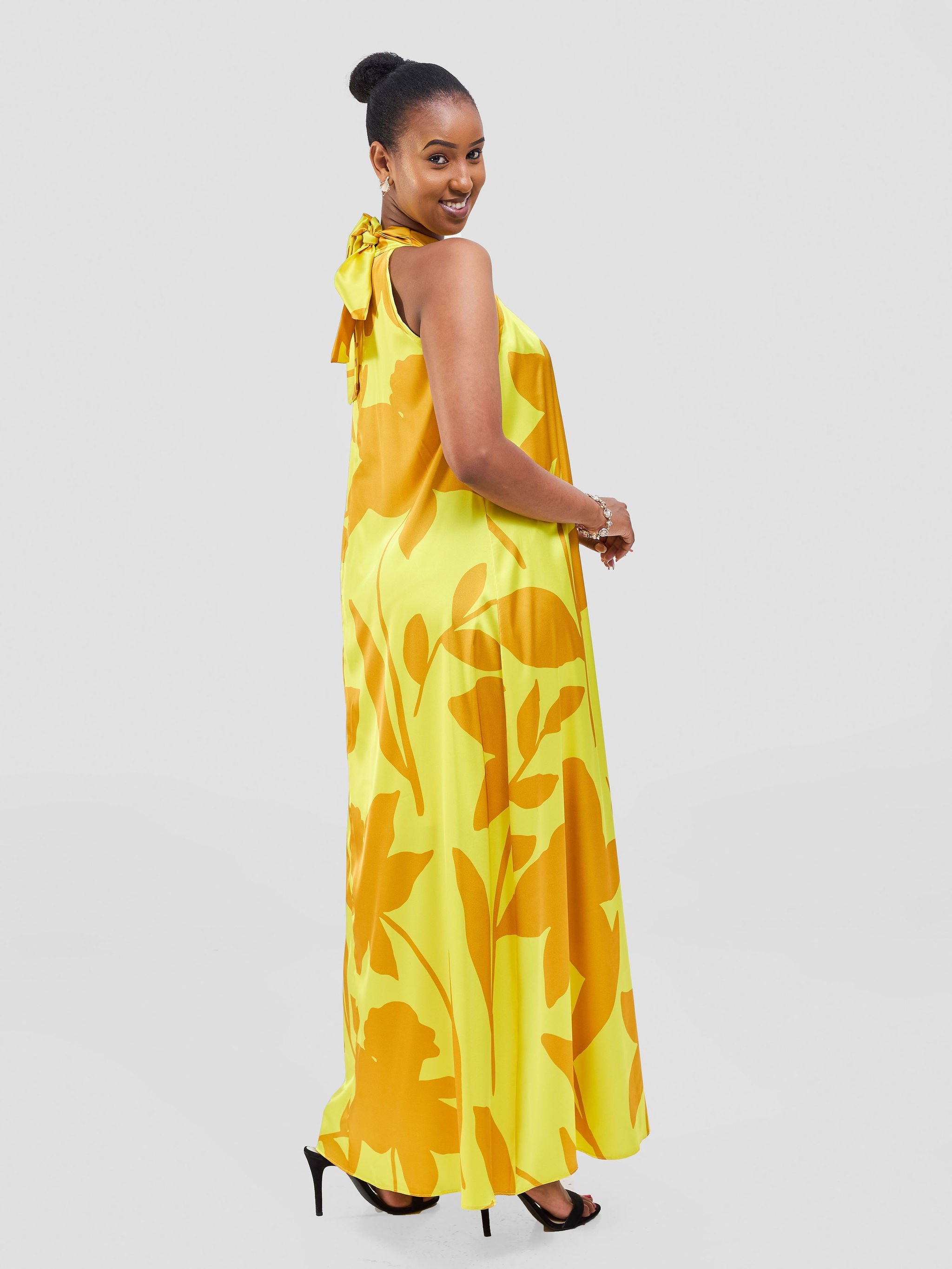 Vivo Jamila Halter Neck Maxi Dress - Yellow / Dark Mustard Voi Print