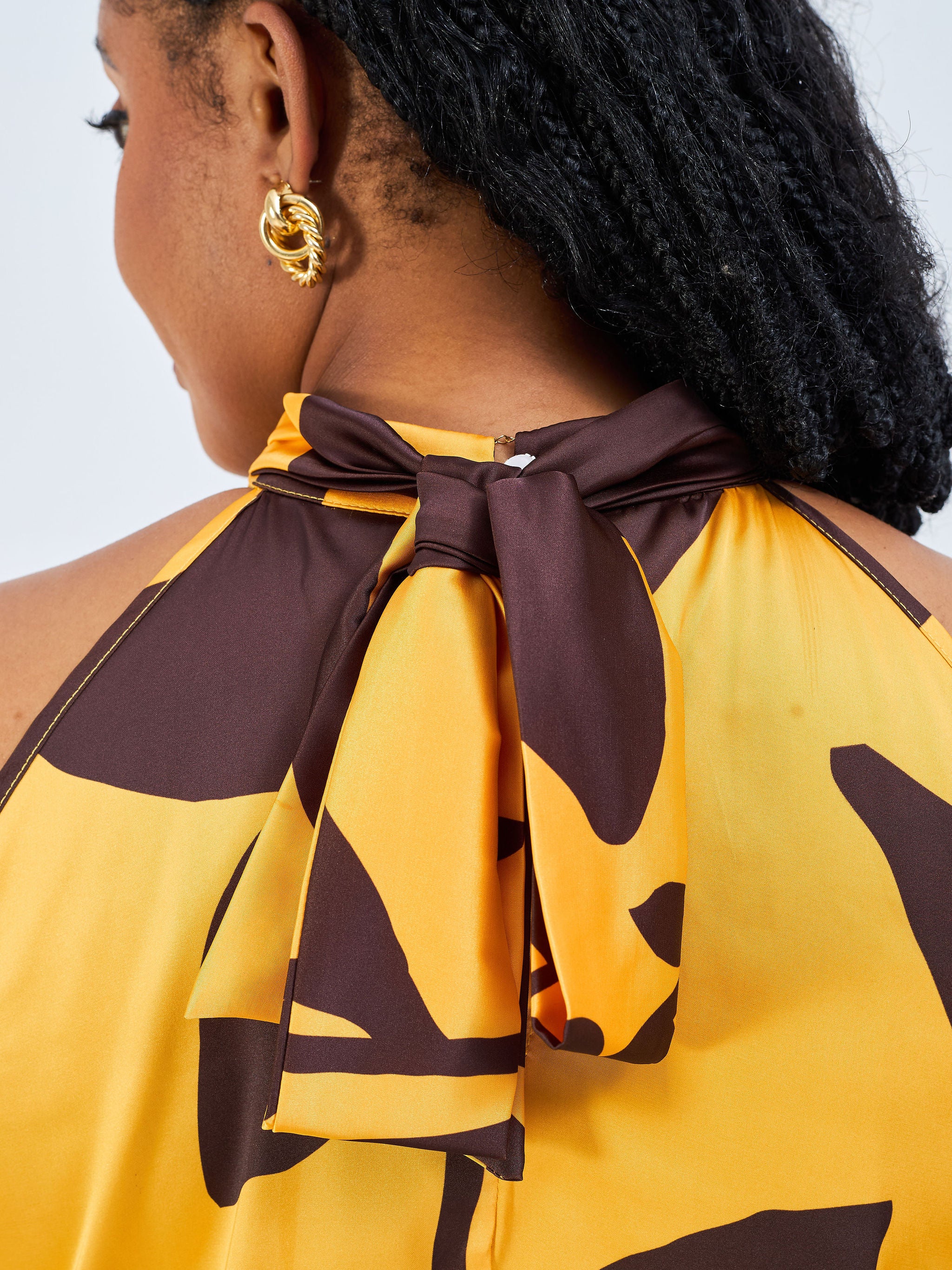 Vivo Jamila Halter Neck Maxi Dress - Mustard / Dark Brown Voi Print