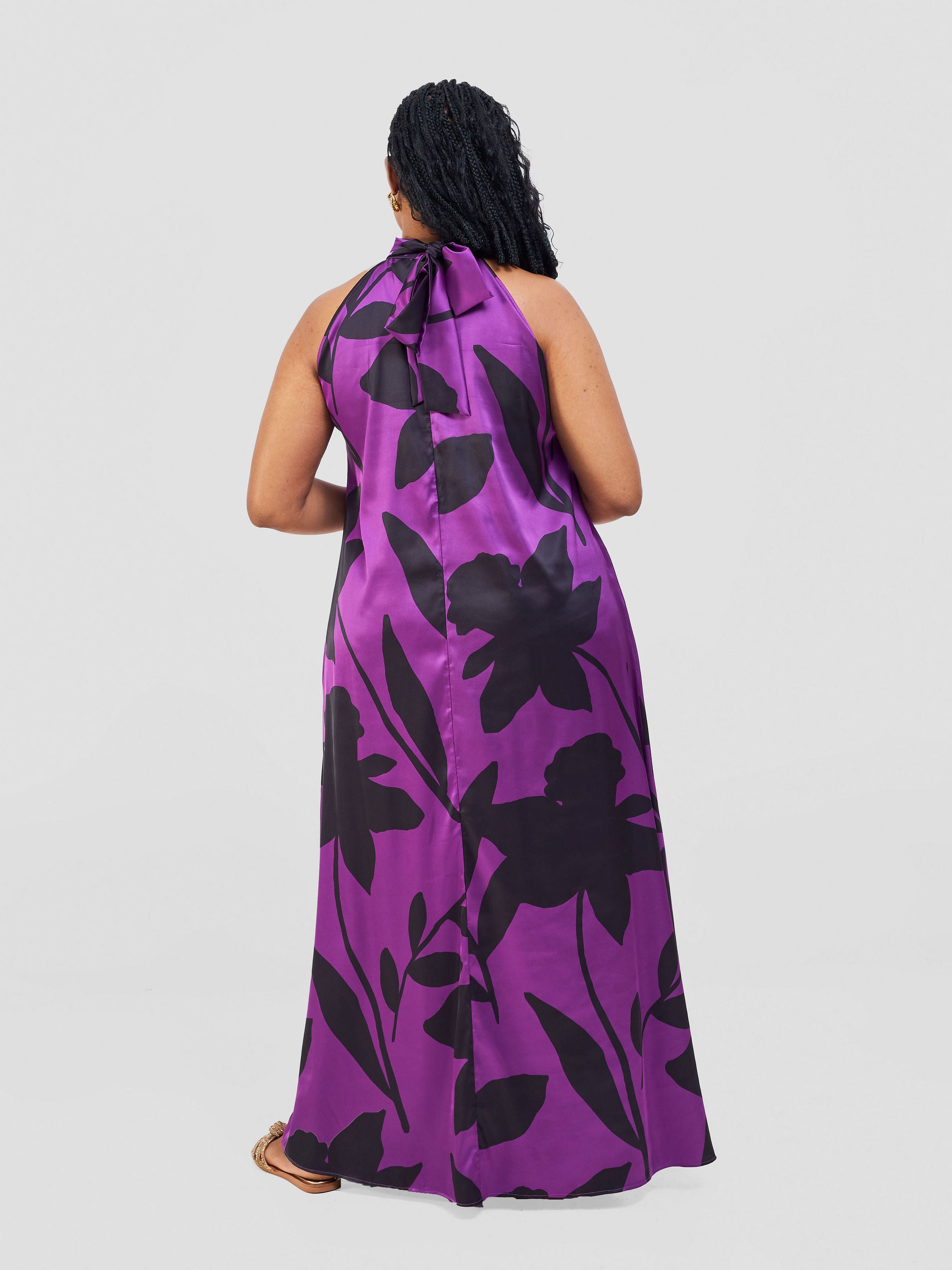 Vivo Jamila Halter Neck Maxi Dress - Light Purple / Black Voi Print