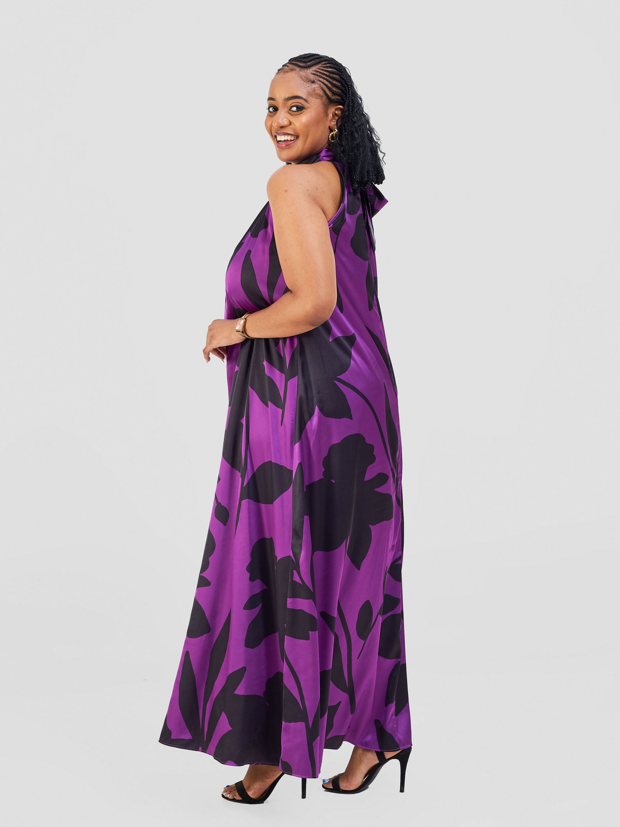 Vivo Jamila Halter Neck Maxi Dress - Light Purple / Black Voi Print