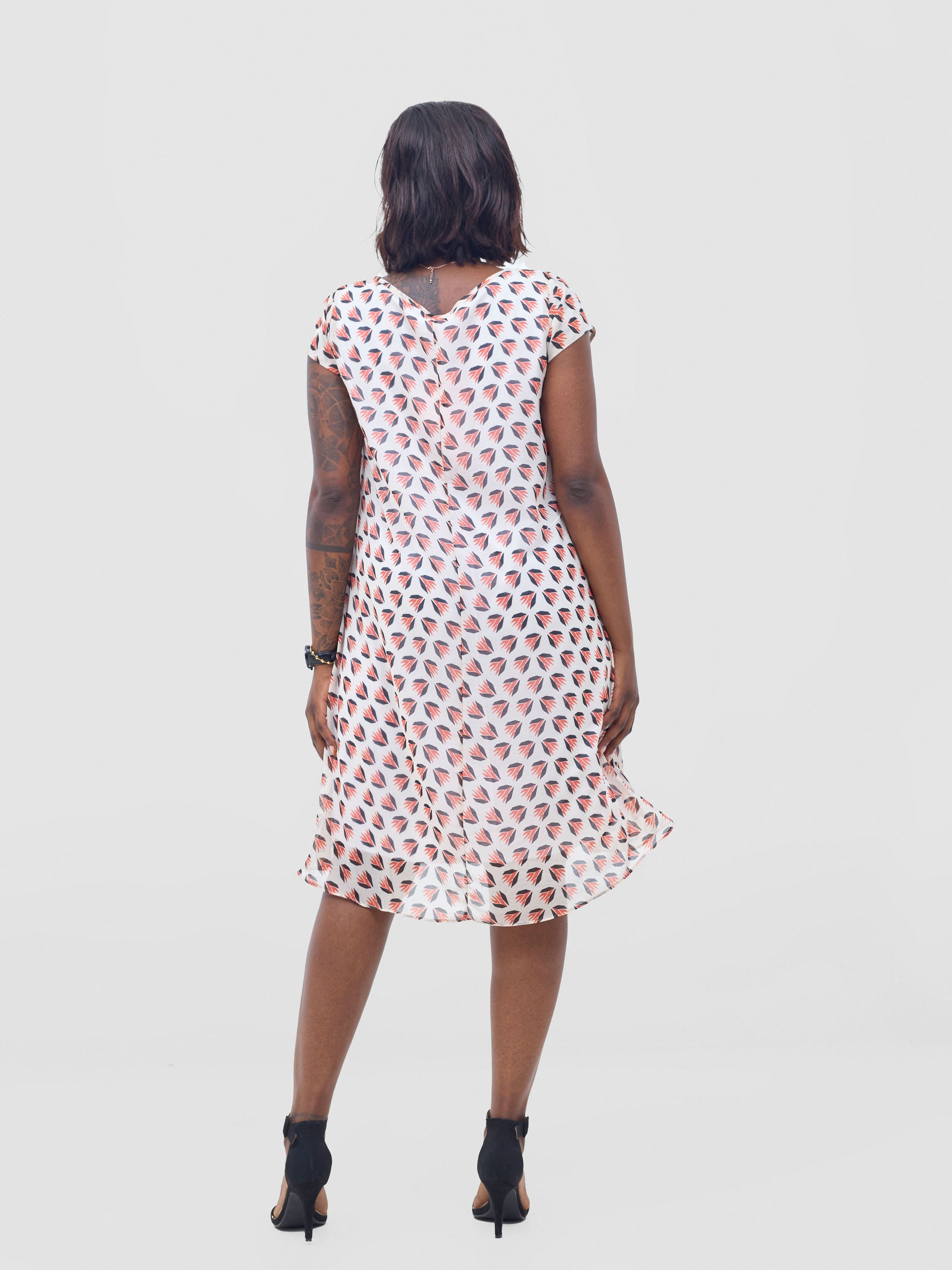 Vivo Sierra Cap Sleeve Tent Chiffon Dress - Orange / Black Ullu Print