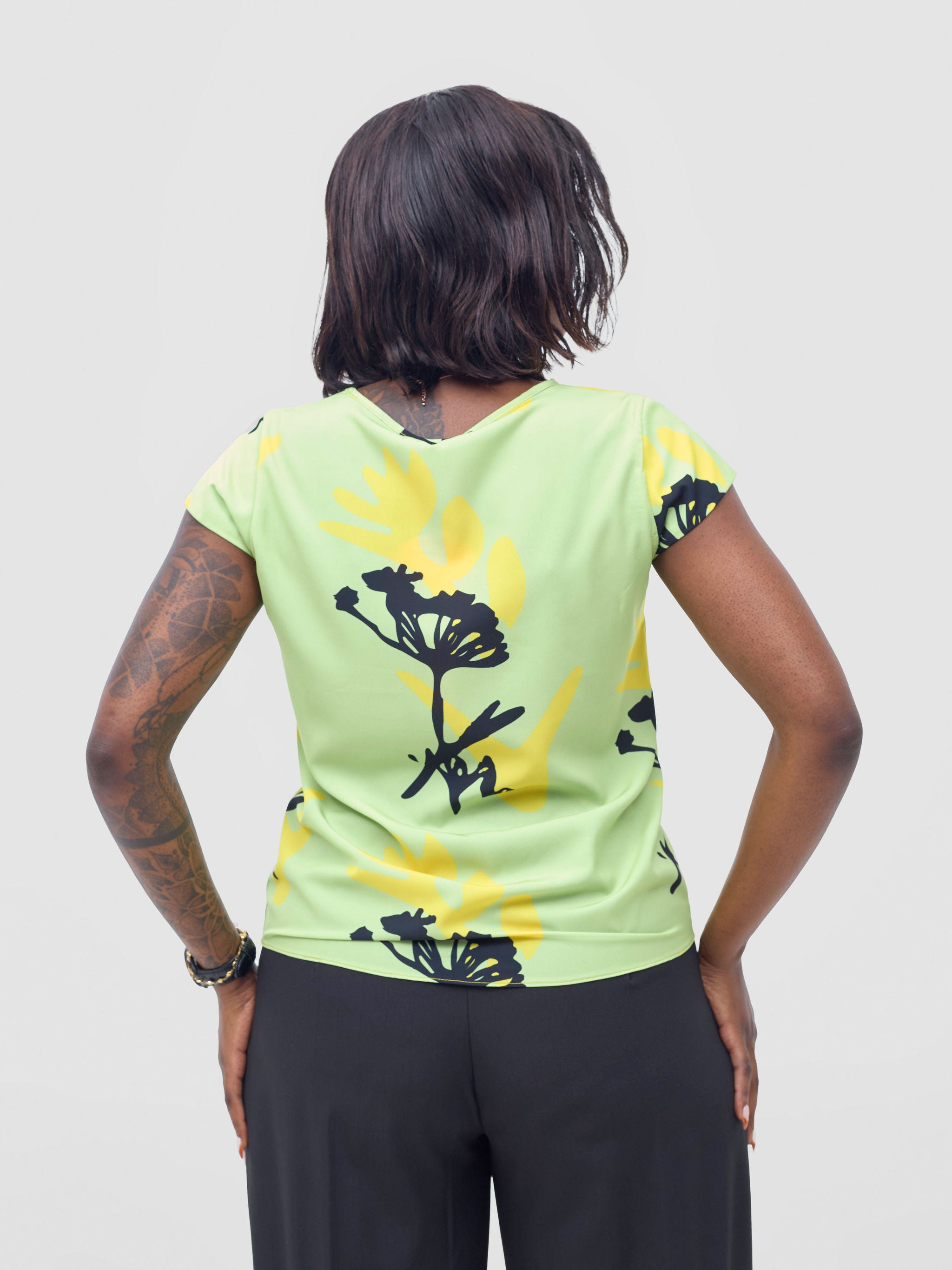 Vivo Basic Crepe Cap Sleeved Top - Lime / Yellow Abasi Print