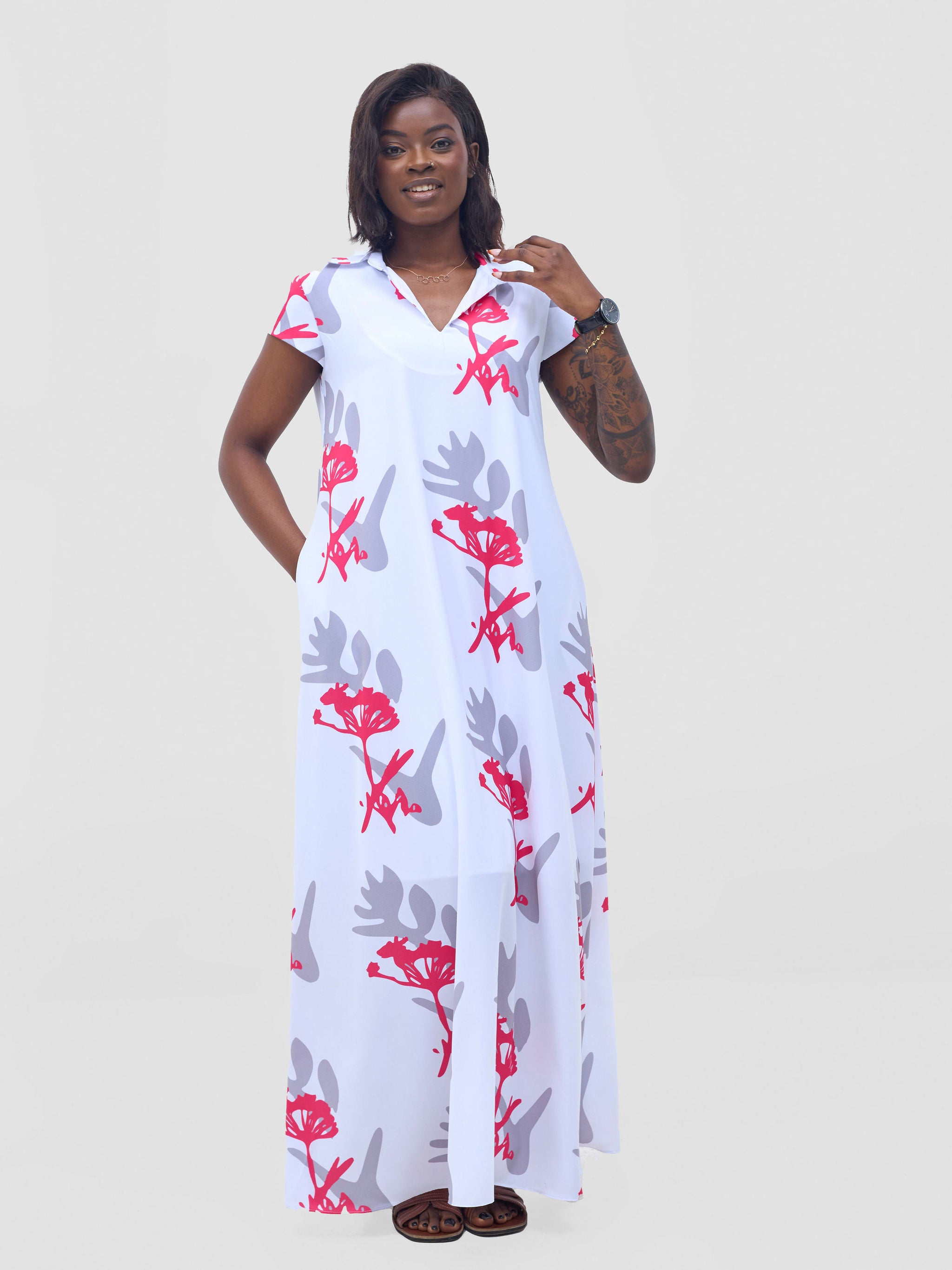 Vivo Zuri Cap Sleeved Maxi Dress - White / Pink Abasi Print