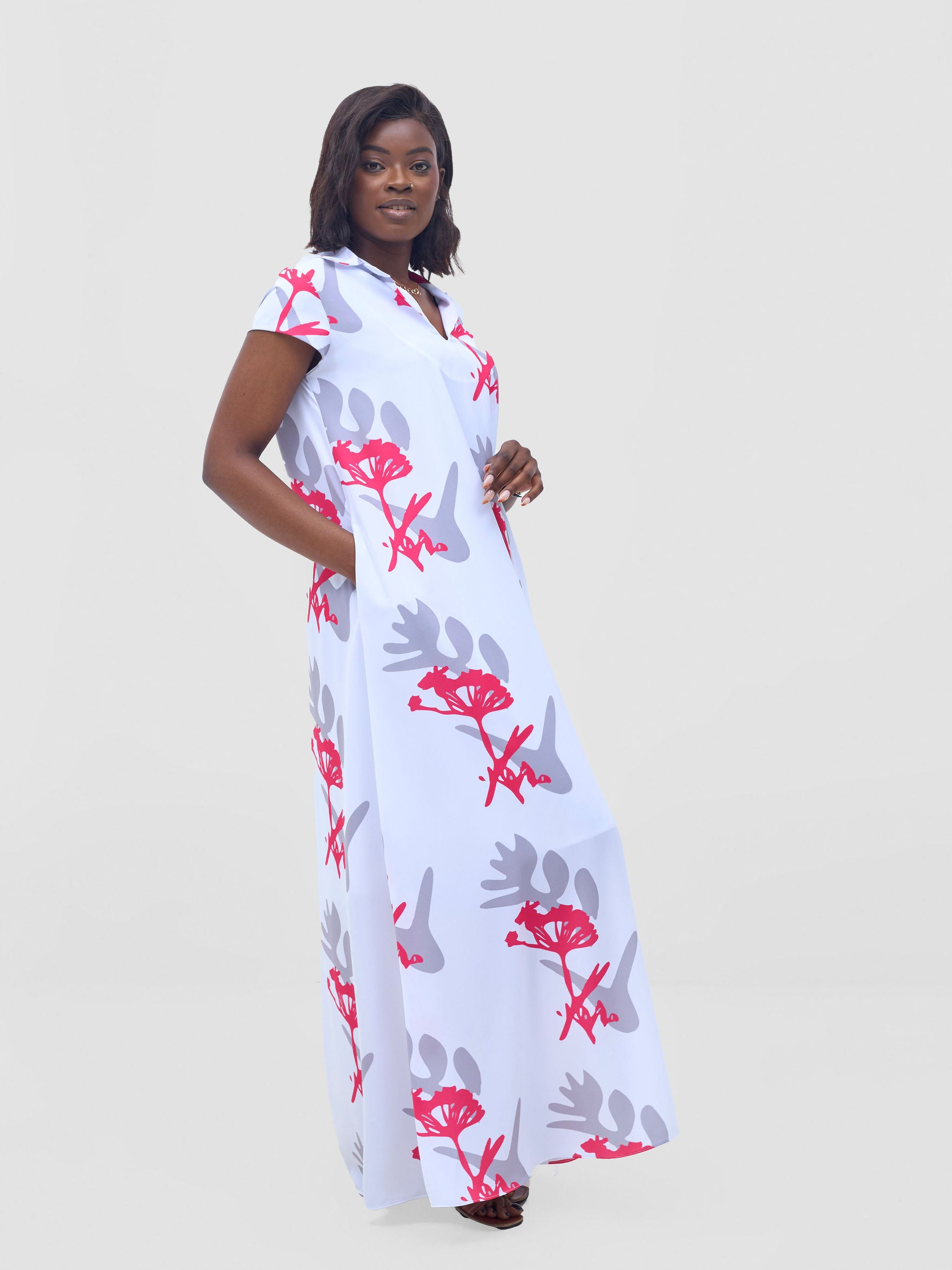Vivo Zuri Cap Sleeved Maxi Dress - White / Pink Abasi Print
