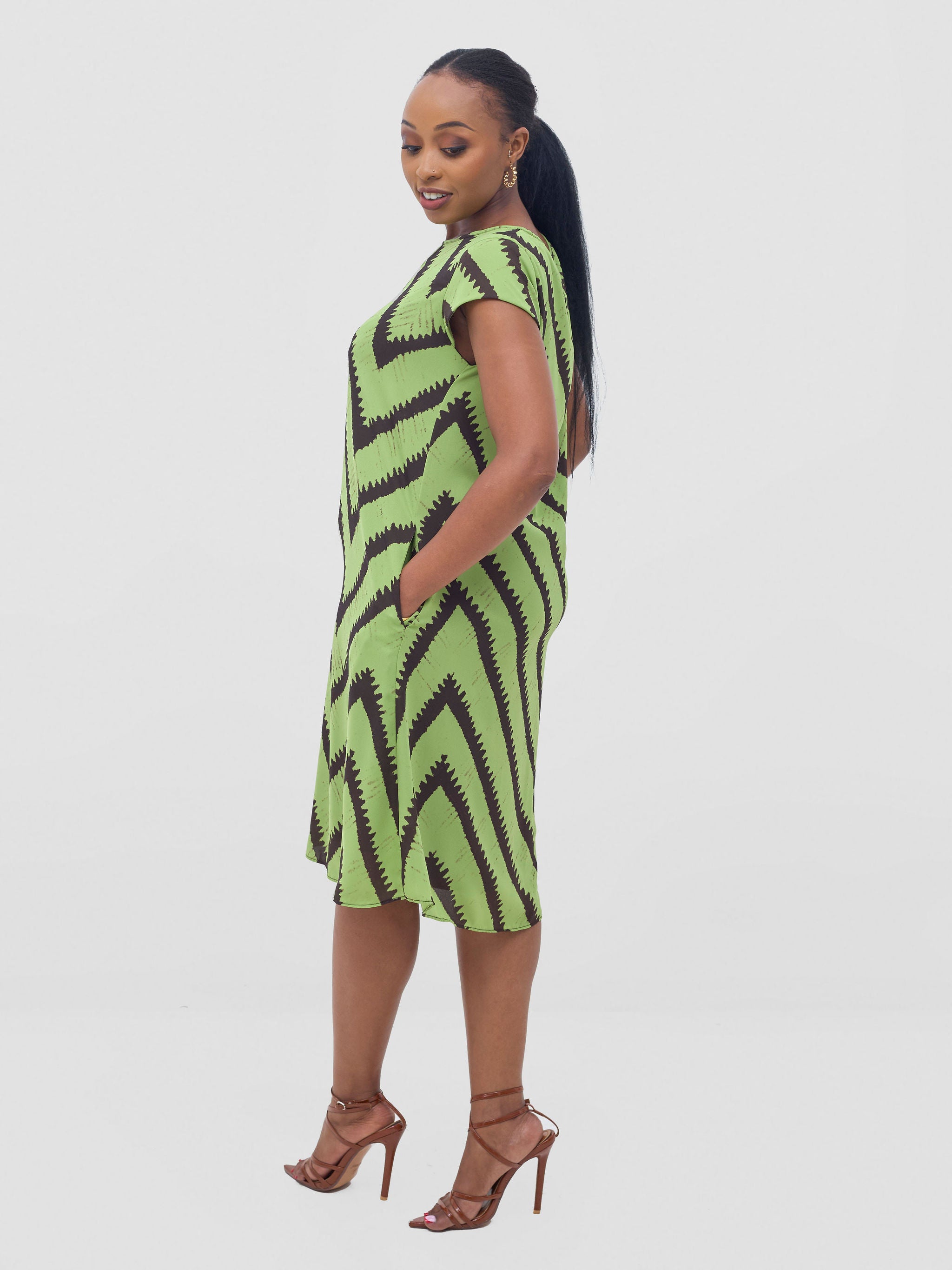 Vivo Sierra Cap Sleeve Tent Chiffon Dress - Olive / Chocolate Sabi Print