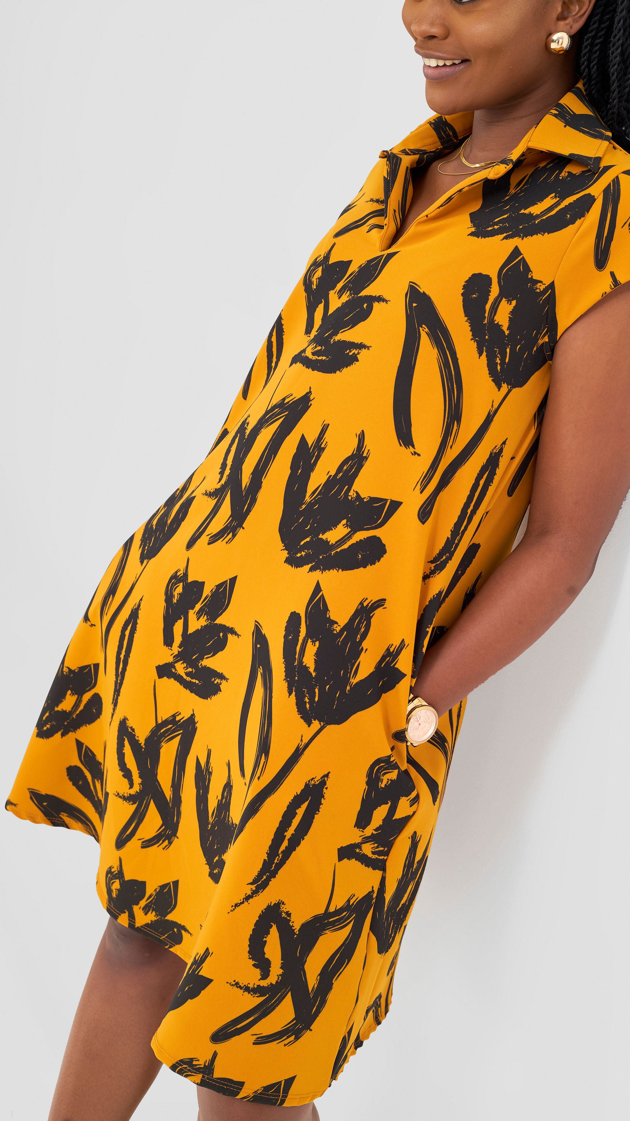 Vivo Chari Shift Dress - Black / Orange Riah Print