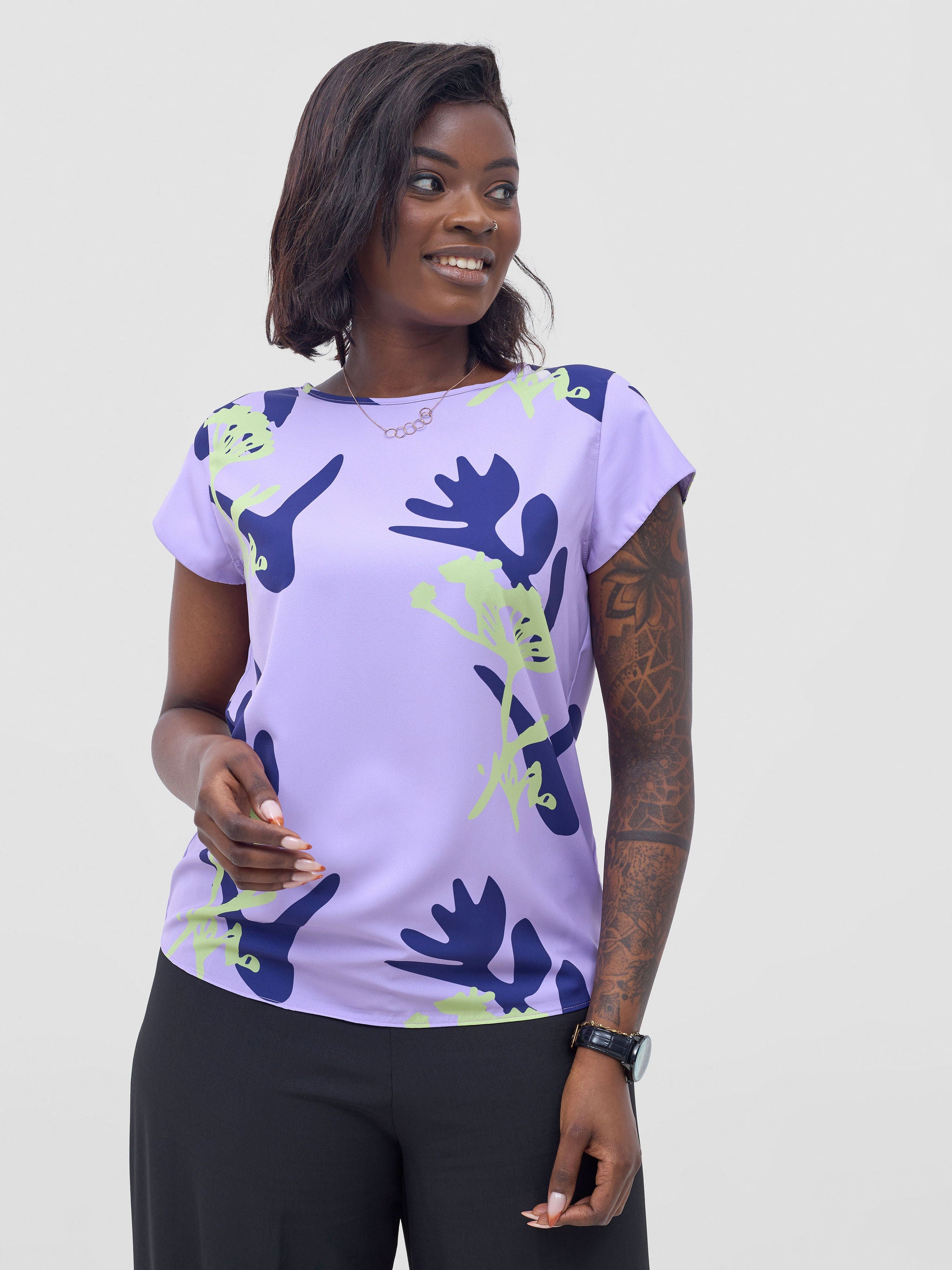 Vivo Basic Crepe Cap Sleeved Top - Lilac / Lime Abasi Print