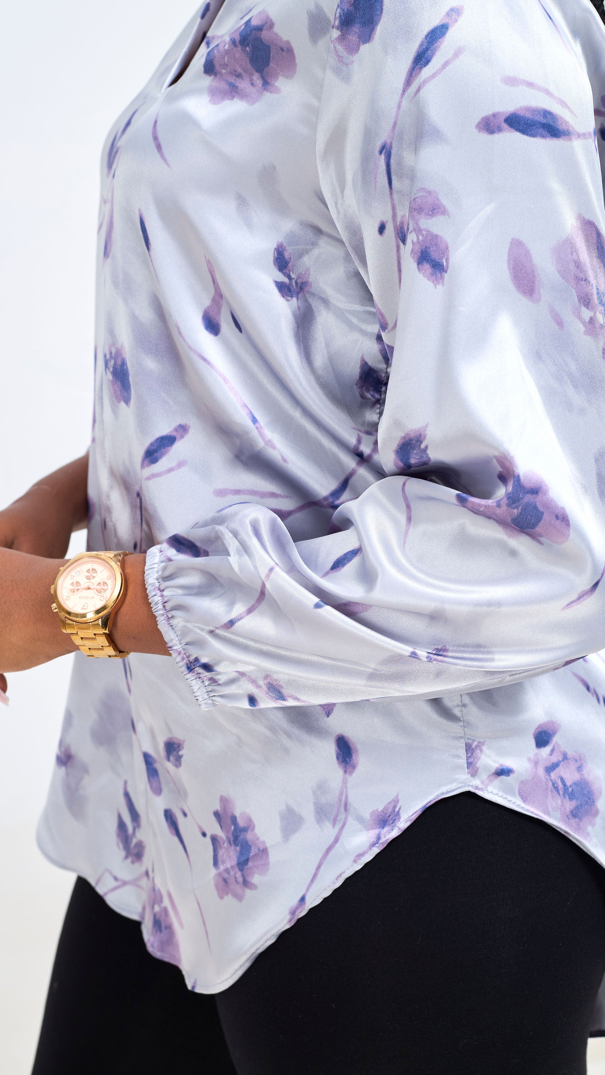 Vivo Dua Satin Bishop Sleeve Top - Blue / Purple Print