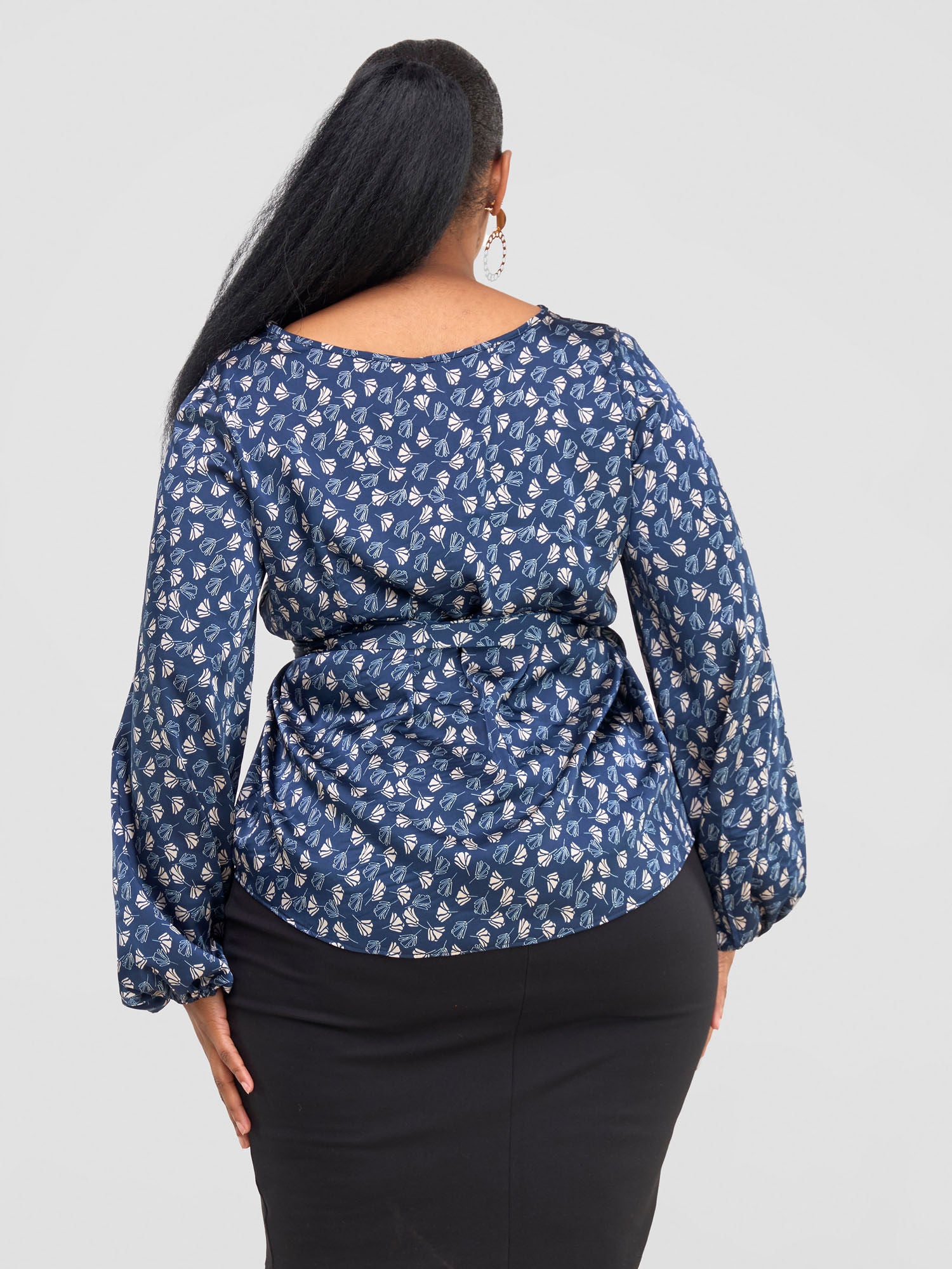 Vivo Basic Satin Bishop Sleeved Top - Navy Teli Print