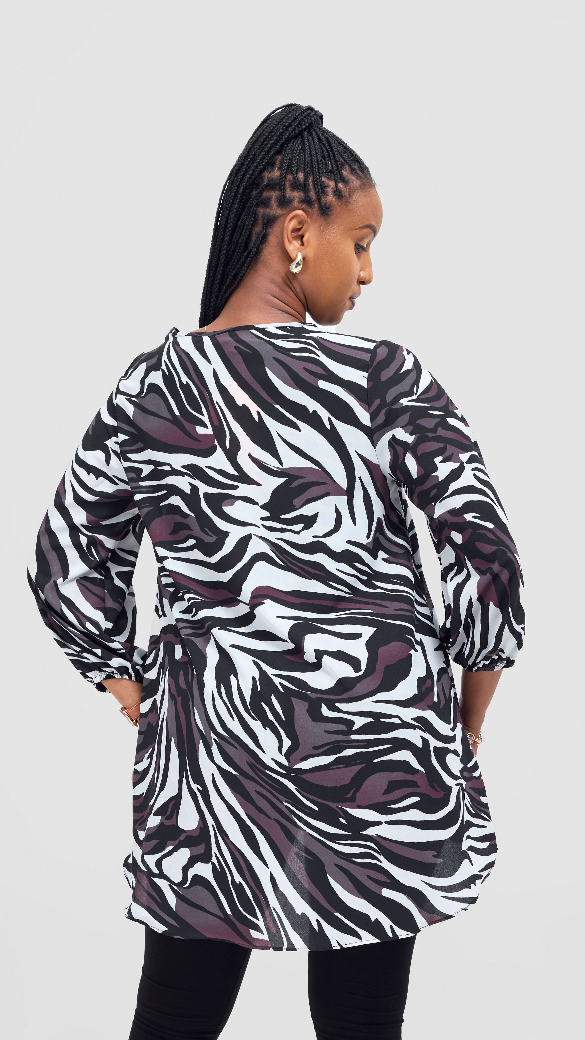 Vivo Samira High Low Top - Black / Cream Sira Print