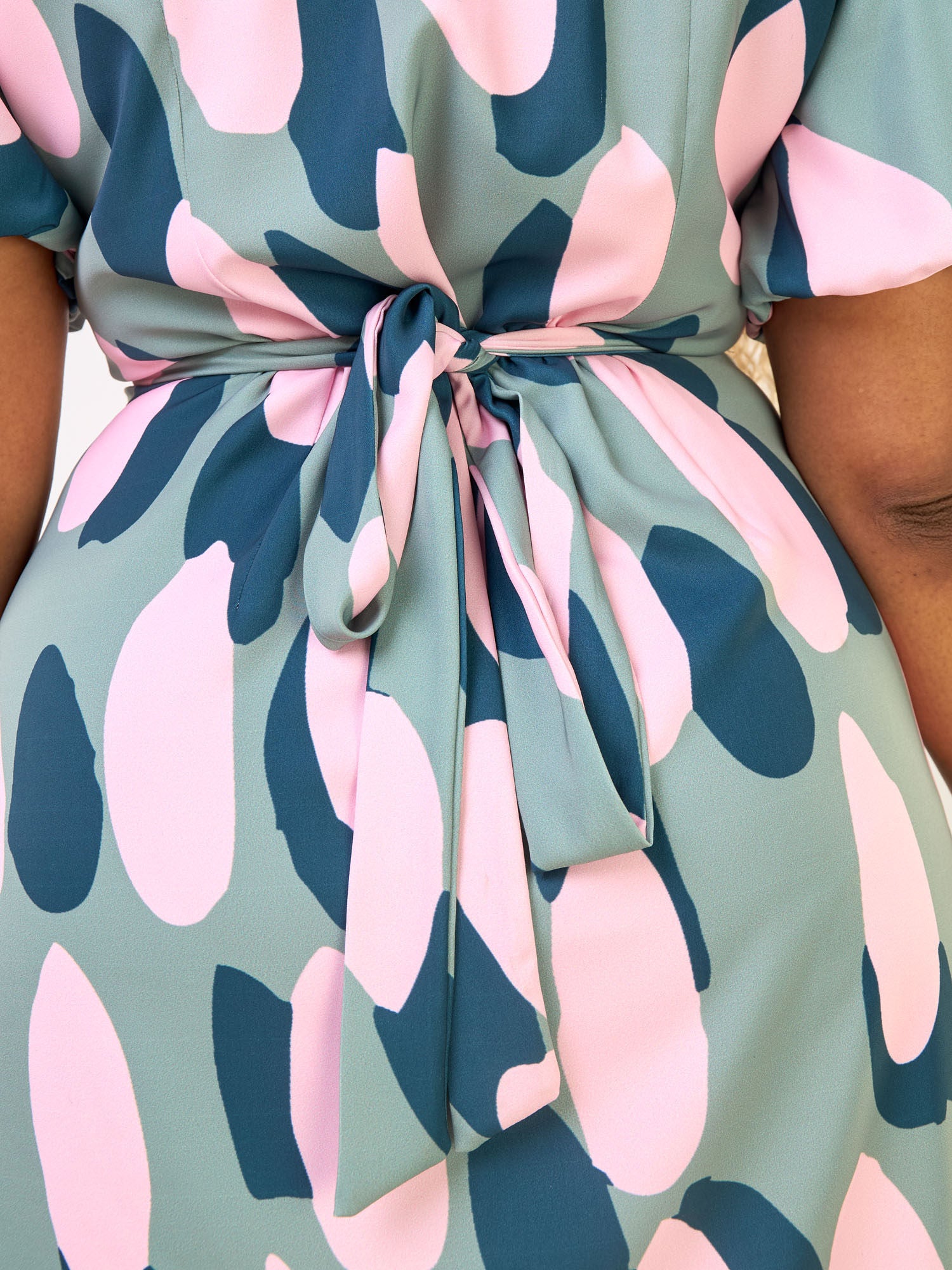 Vivo Hadiya Wrap Dress - Olive / Teal Diya Print