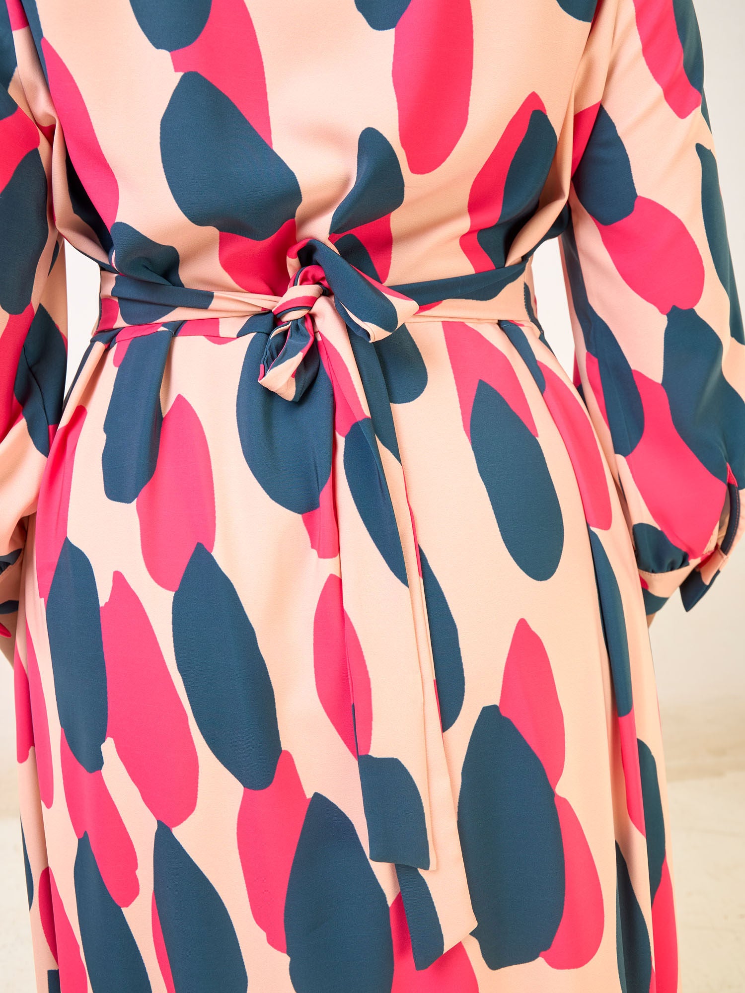 Vivo Hadiya Tie Maxi Dress - Pink / Teal Hadi Print