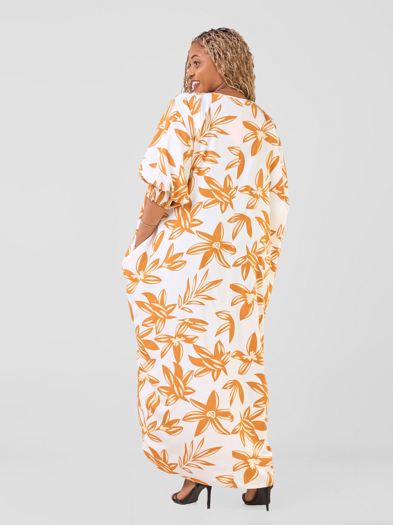 Vivo Wastani Boat Neck Shirred Sleeve Kaftan - White / Rust Tawi Print