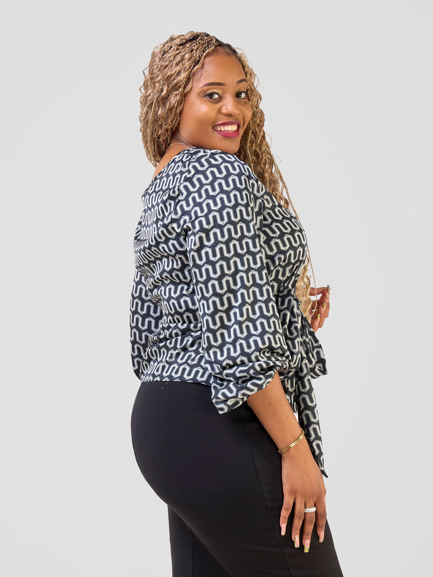 Vivo Izzy Satin Bishop Sleeve Top - Black / White Abstract Print