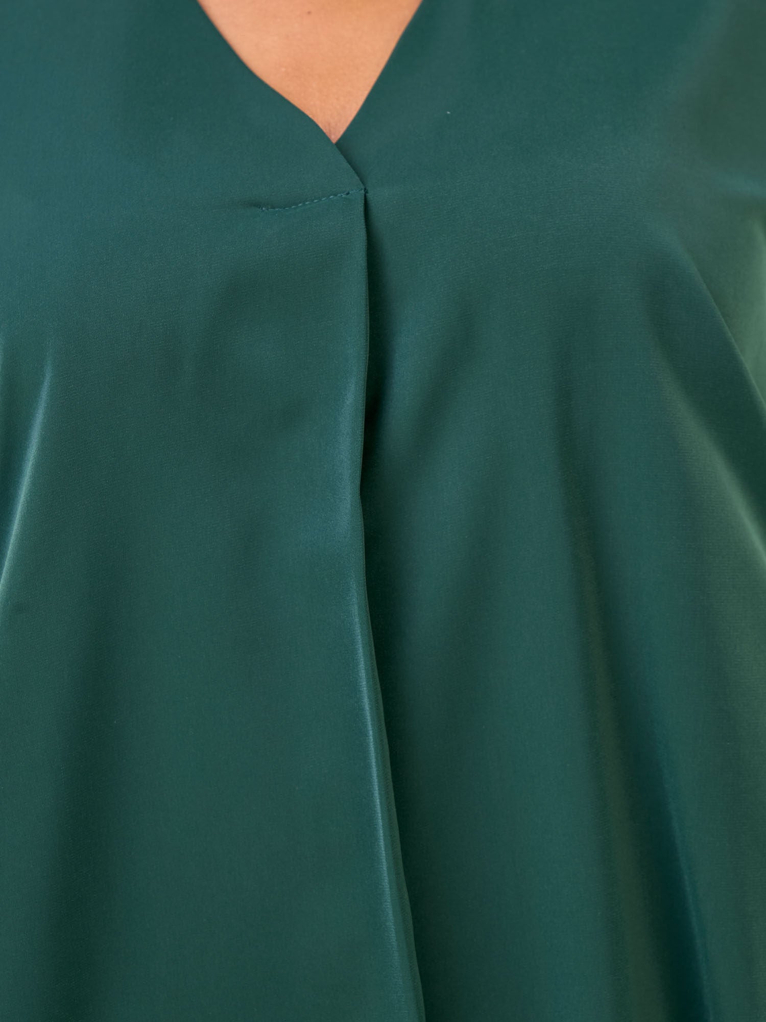 Vivo Dua 3/4 Sleeved V Neck Shirt - Green