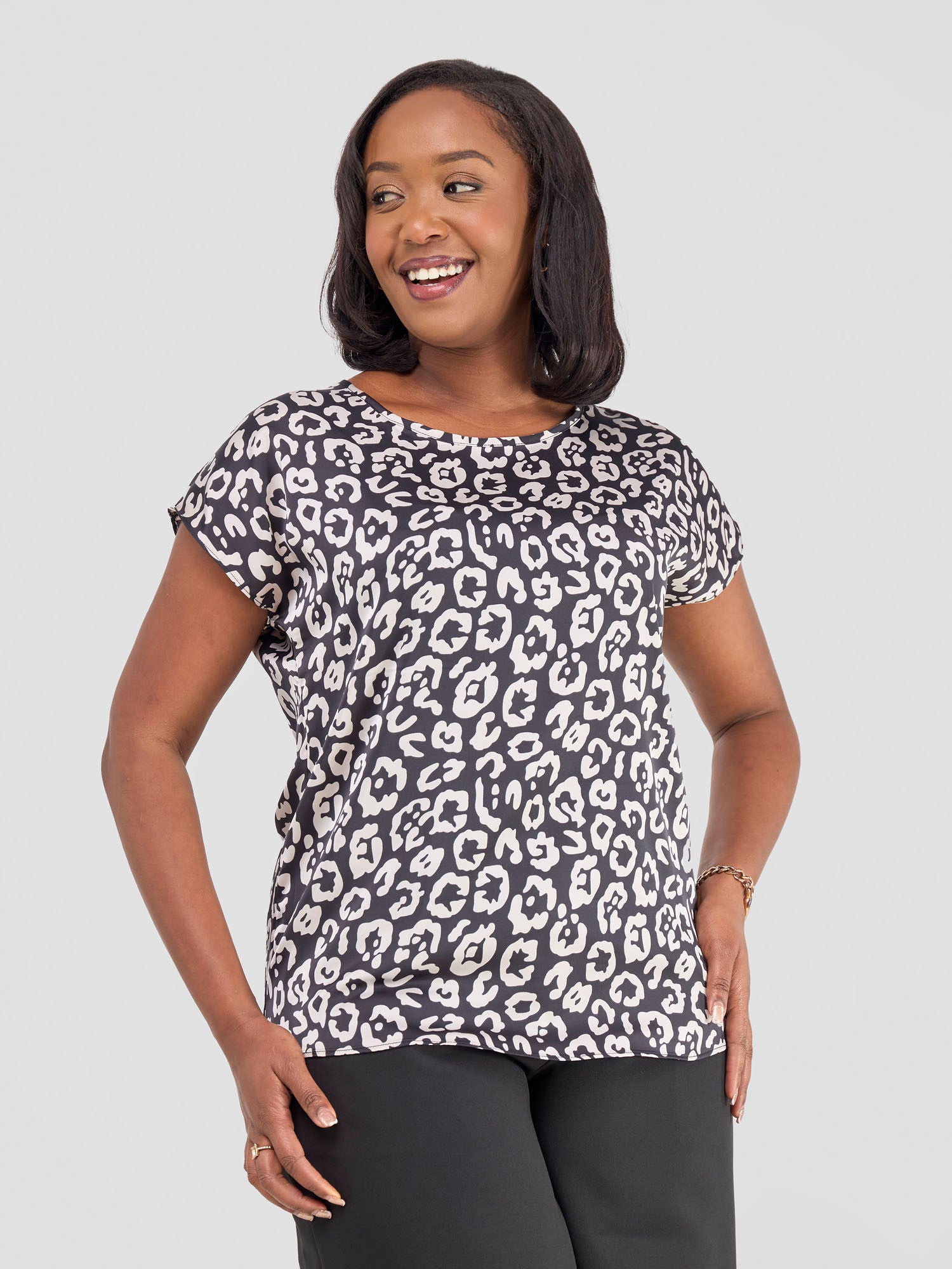 Vivo Basic Satin Dropped Shoulder Top - Black / Pink Abstract Print