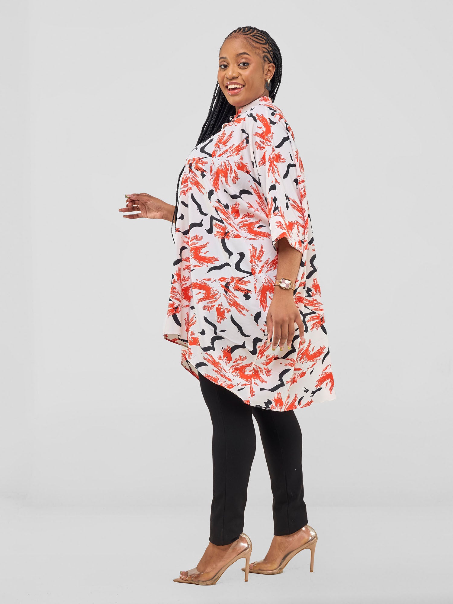 Vivo Mistari 3/4 Sleeve V - Neck Collared Tunic Top - White / Red Abstract Print