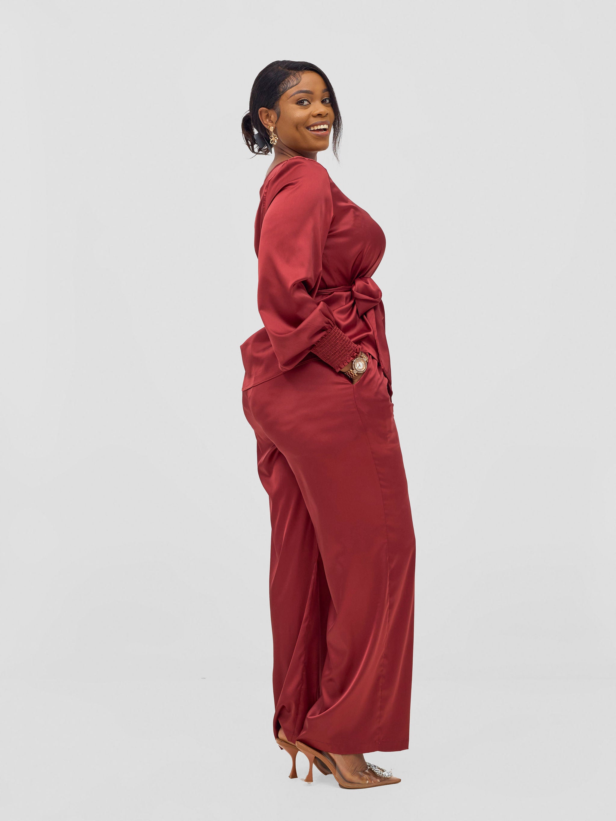 Vivo Ayah Shirred Cuff Loose Top - Dark Red