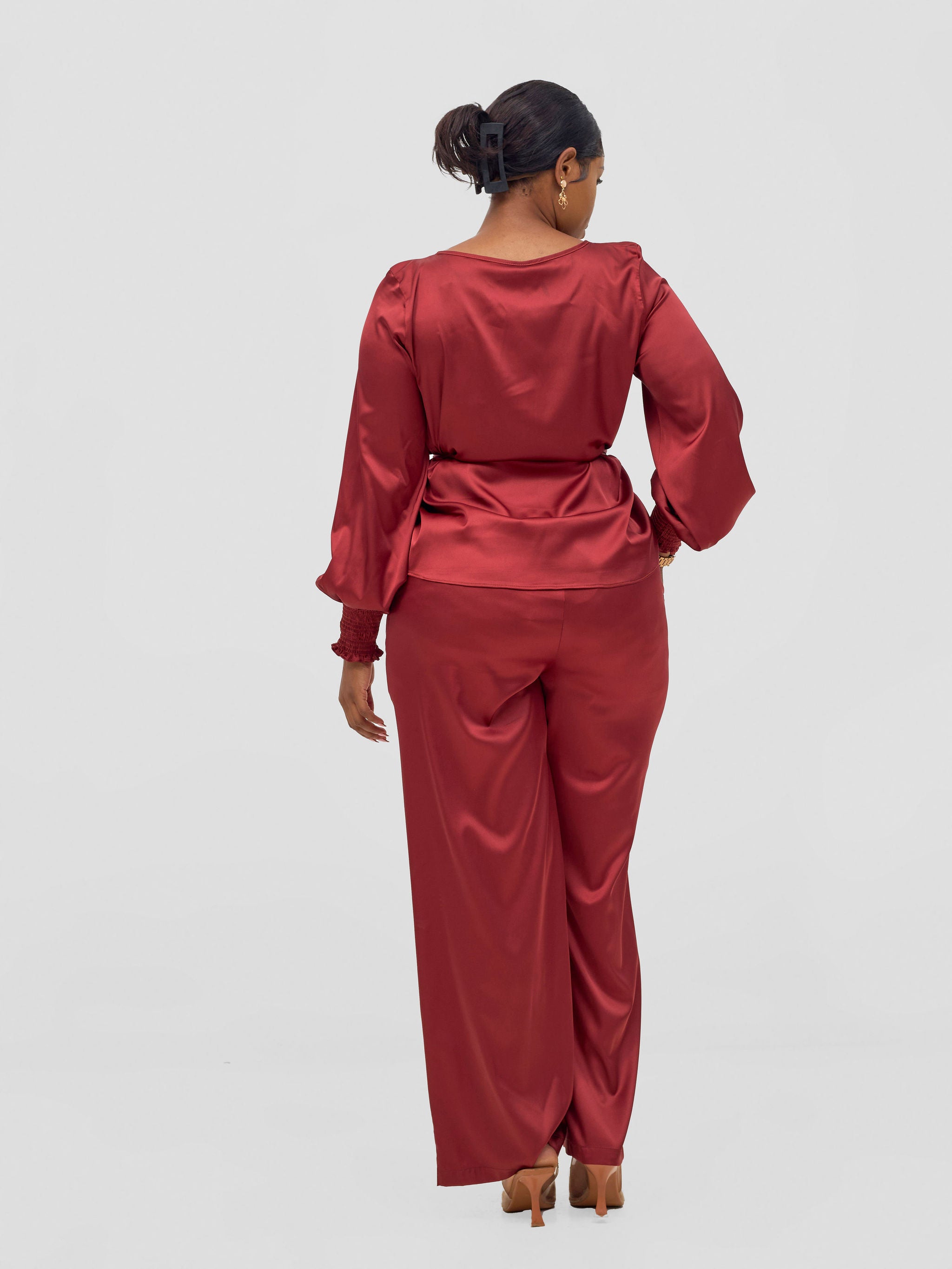 Vivo Ayah Shirred Cuff Loose Top - Dark Red