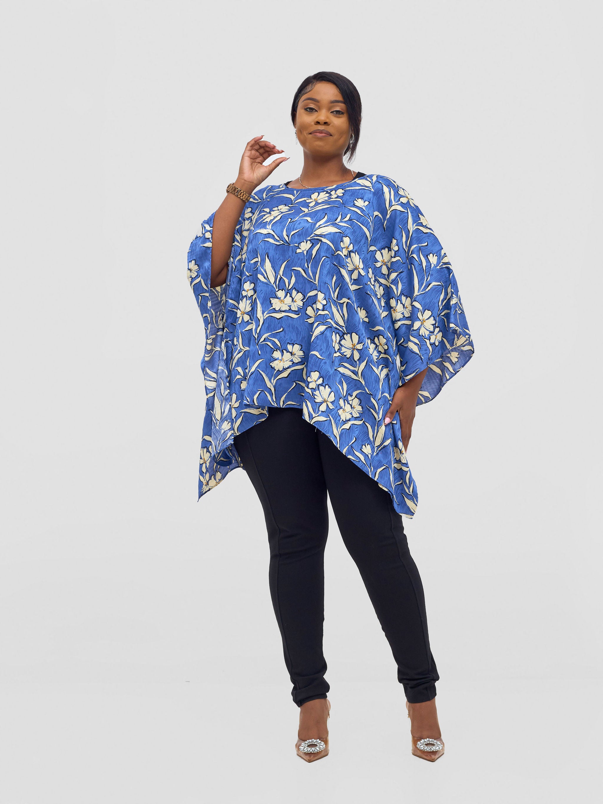 Vivo Ayana Wide Top - Blue / Off-White Hua Print