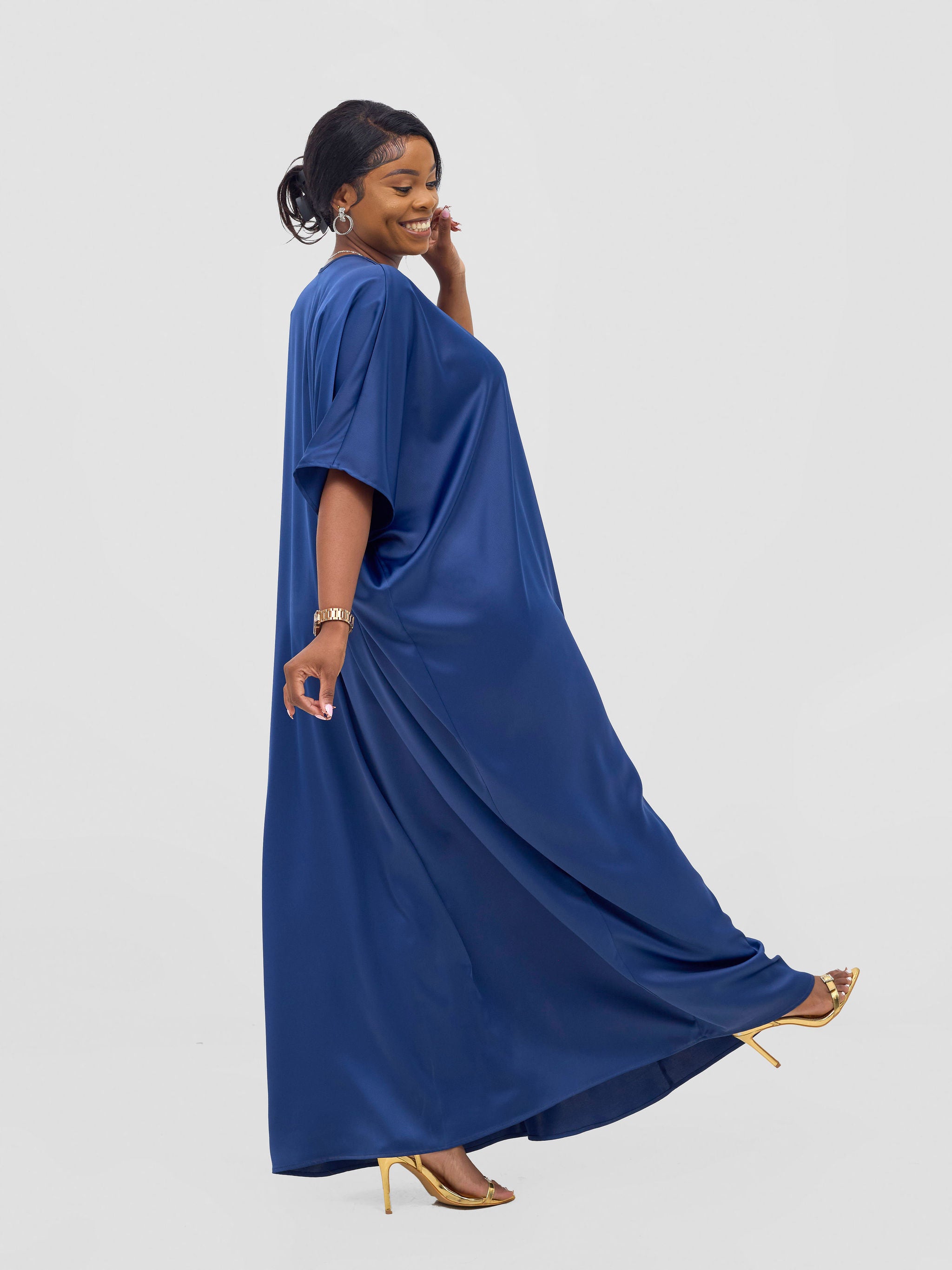 Vivo Sarabi Panelled V-Neck Kaftan - Navy Blue