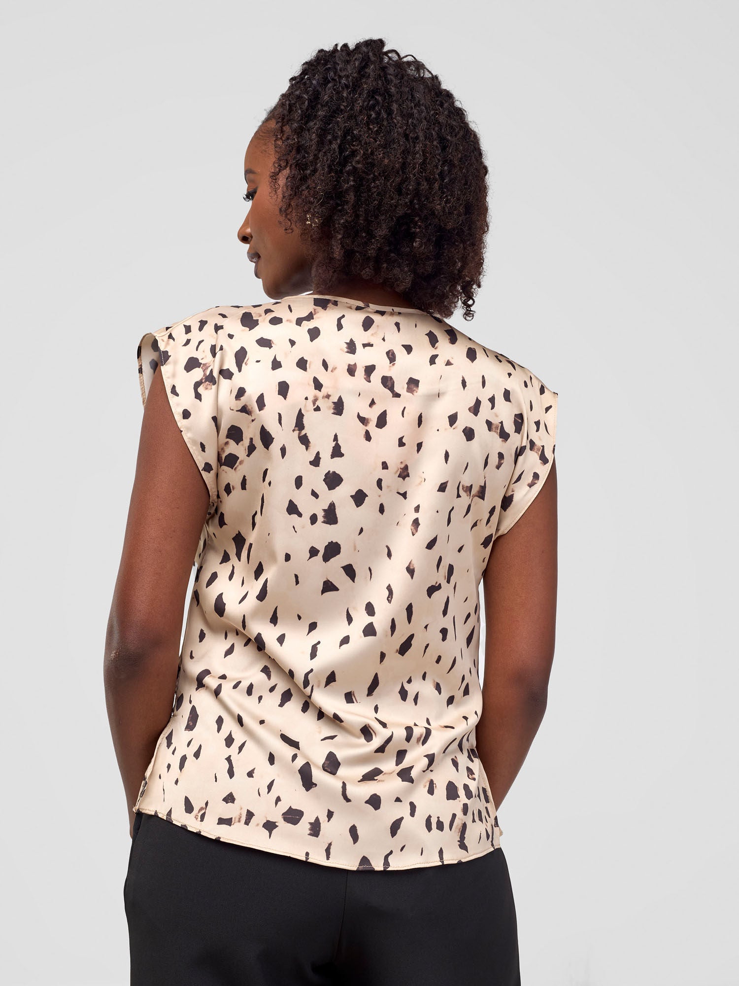 Vivo Fahari Drop Shoulder Cowl Top - Cream / Brown Print