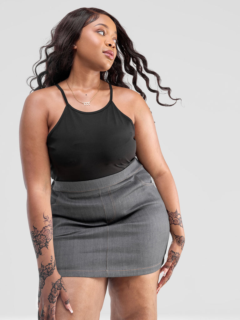 Zoya Yuni Halter Midriff Top - Black