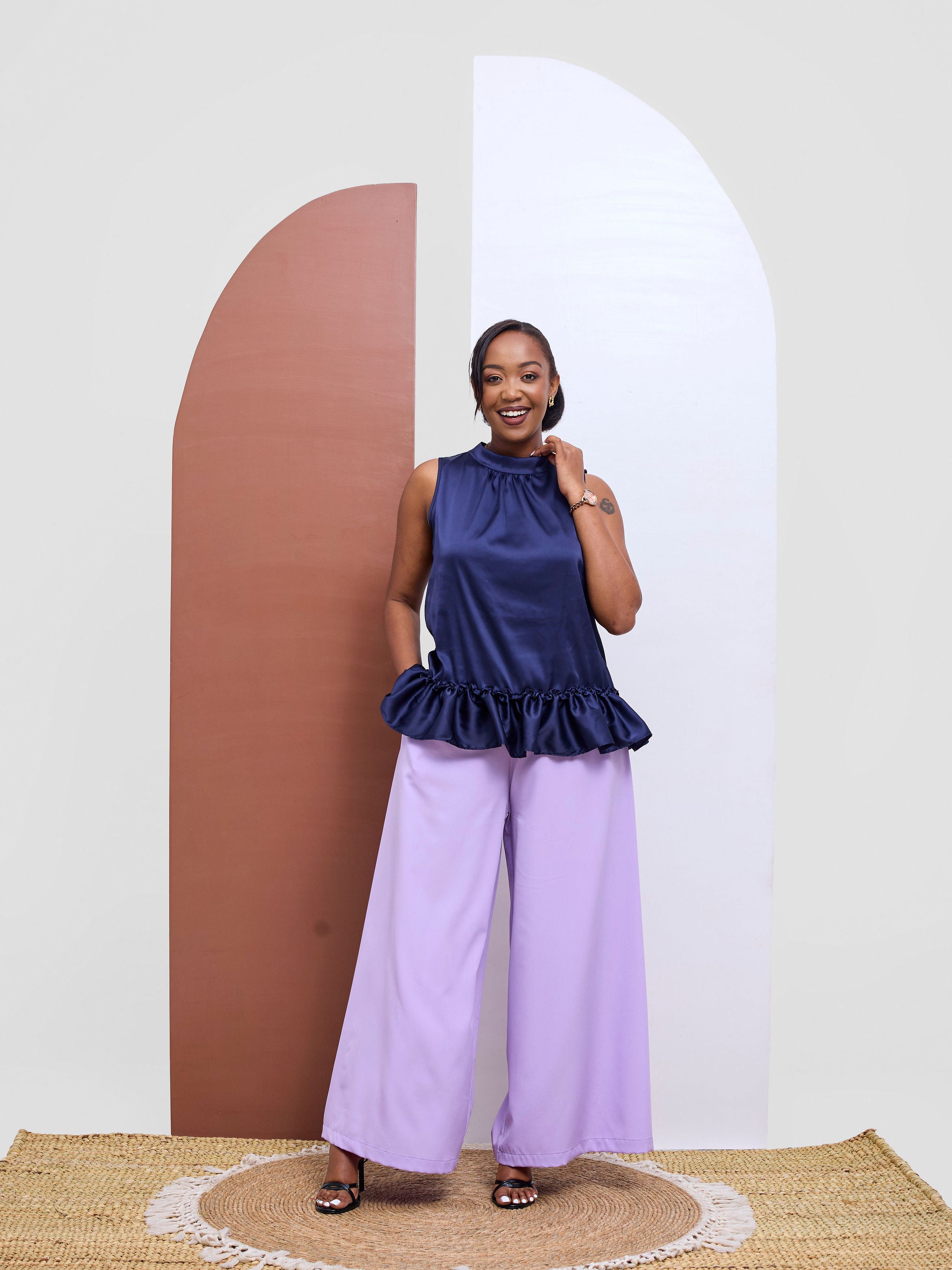 Vivo Kelemi 4.0 Sleeveless Top - Navy