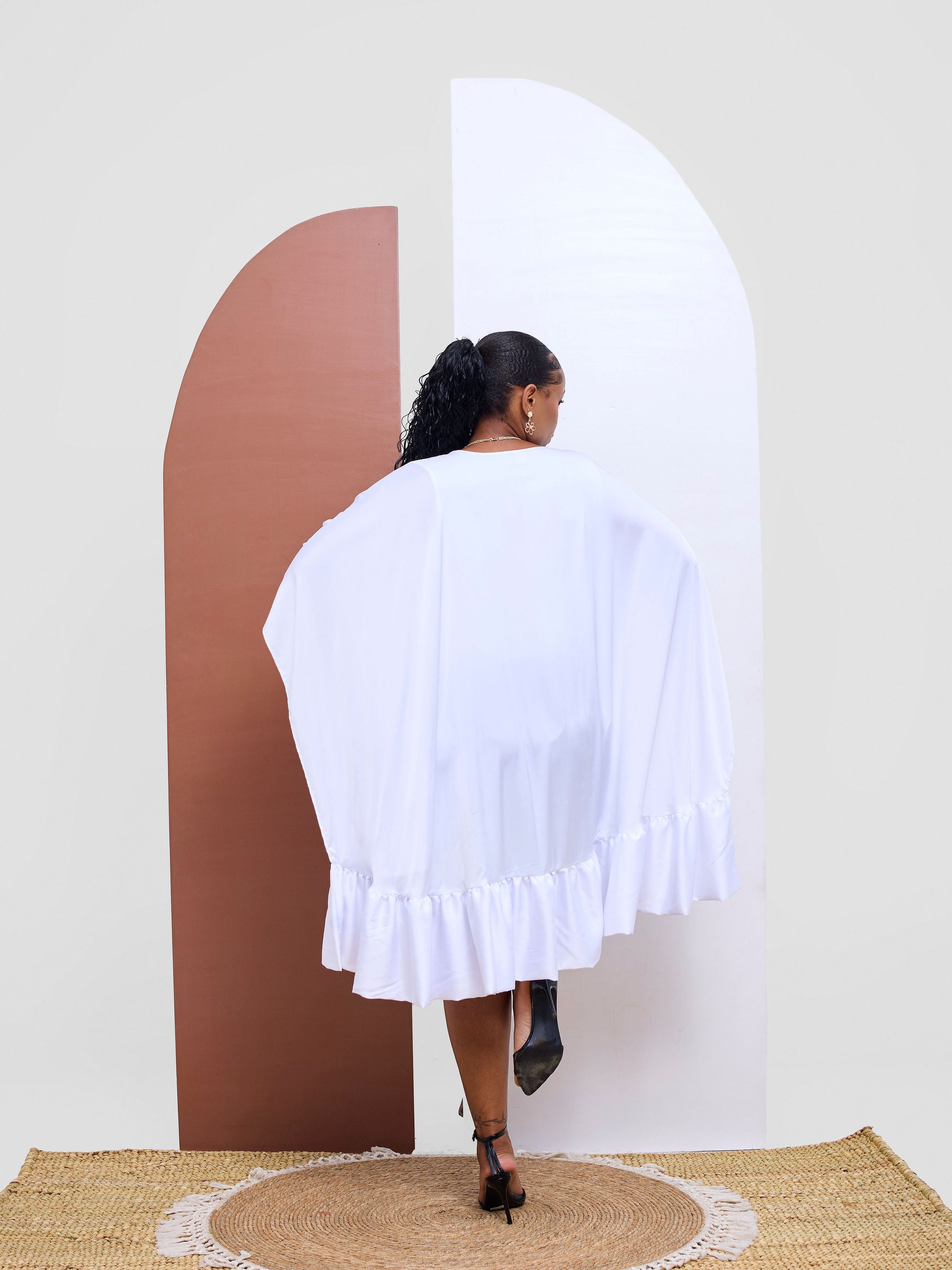 Vivo Kelemi 4.0 Frilled Wide Top - White