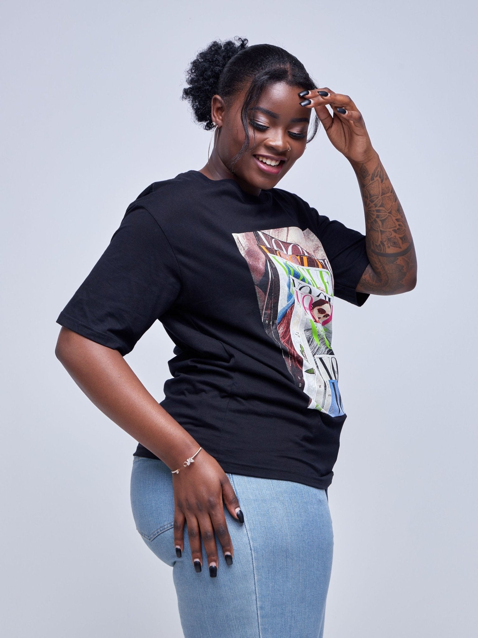 Lola Vogue Graphic Drop Shoulder T-shirt - Black - Shopzetu