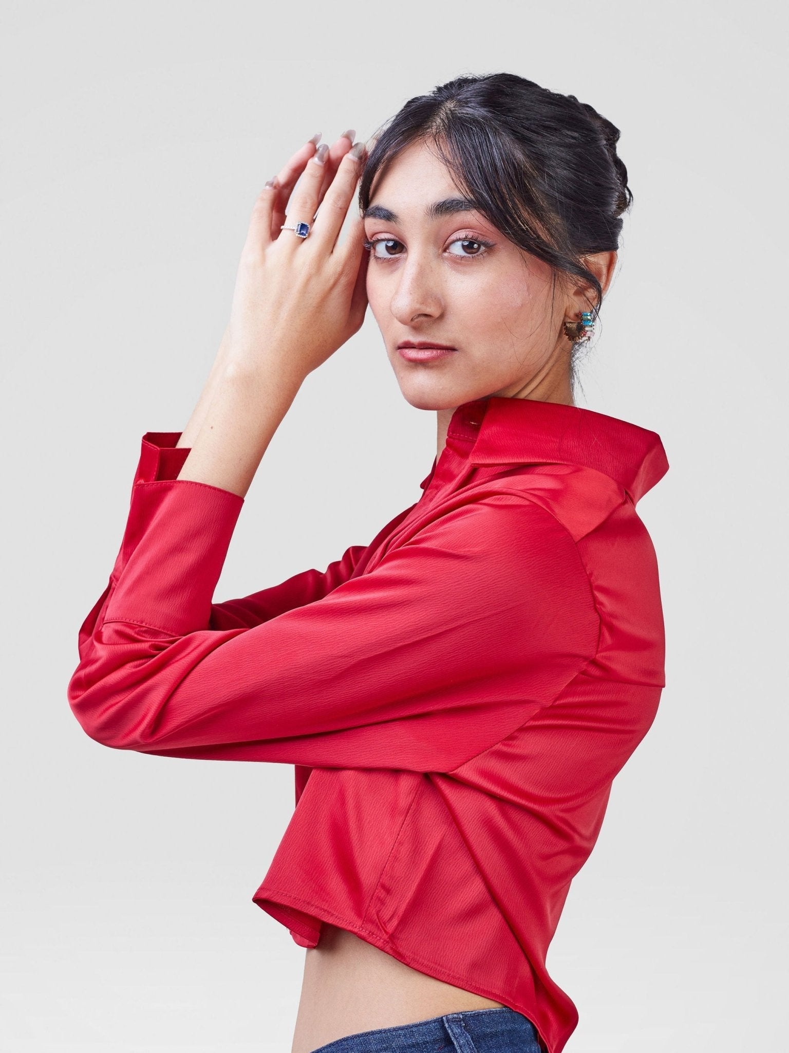 Lola Crop Satin Shirt - Red - Shopzetu