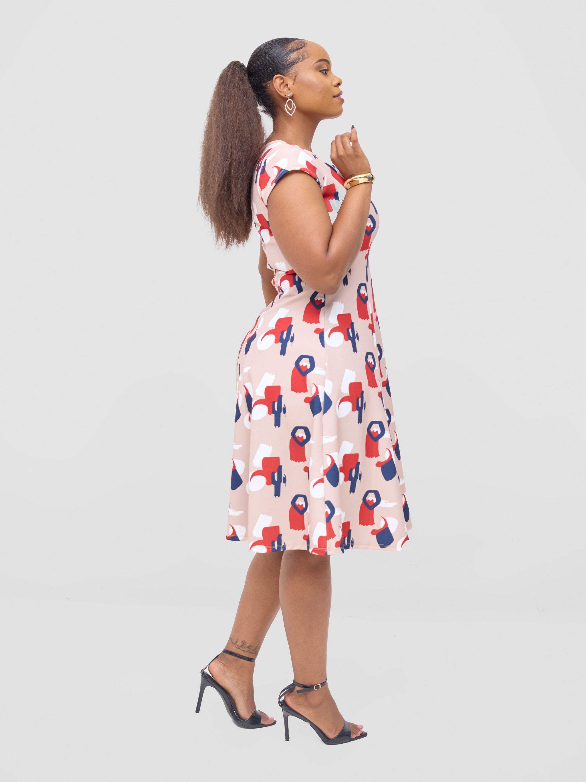 Vivo Basic Escape A-Line Dress - Taupe / Burgundy Esai Print