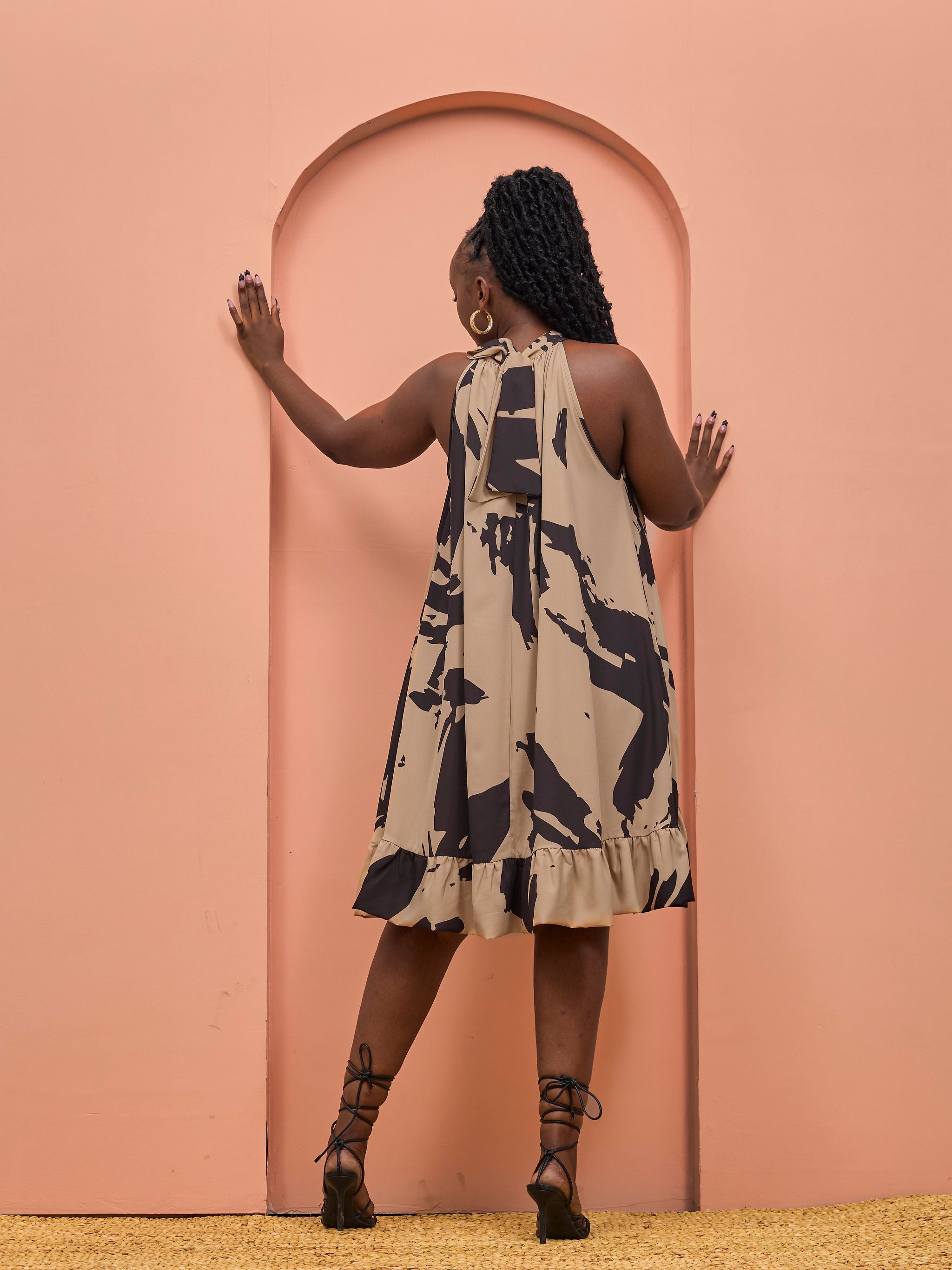 Vivo Beali Baby Doll Dress - Light Tan / Chocolate Lea Print