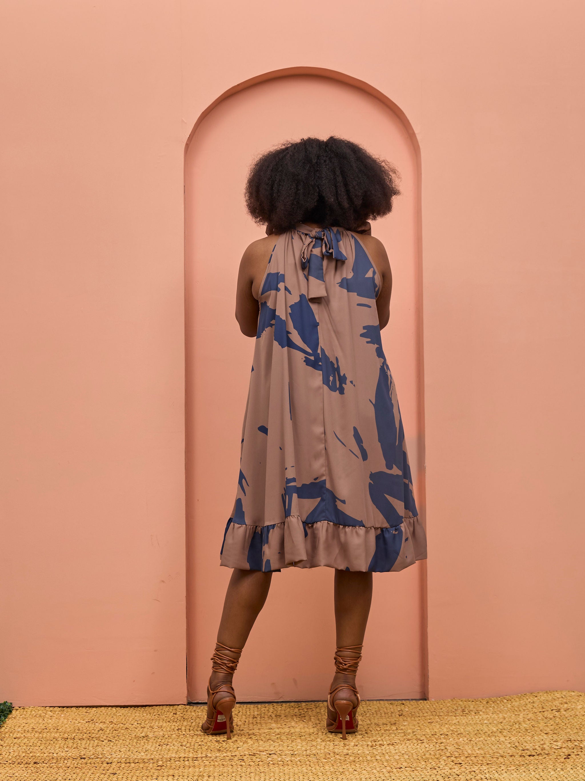 Vivo Beali Baby Doll Dress - Dark Taupe / Navy Lea Print