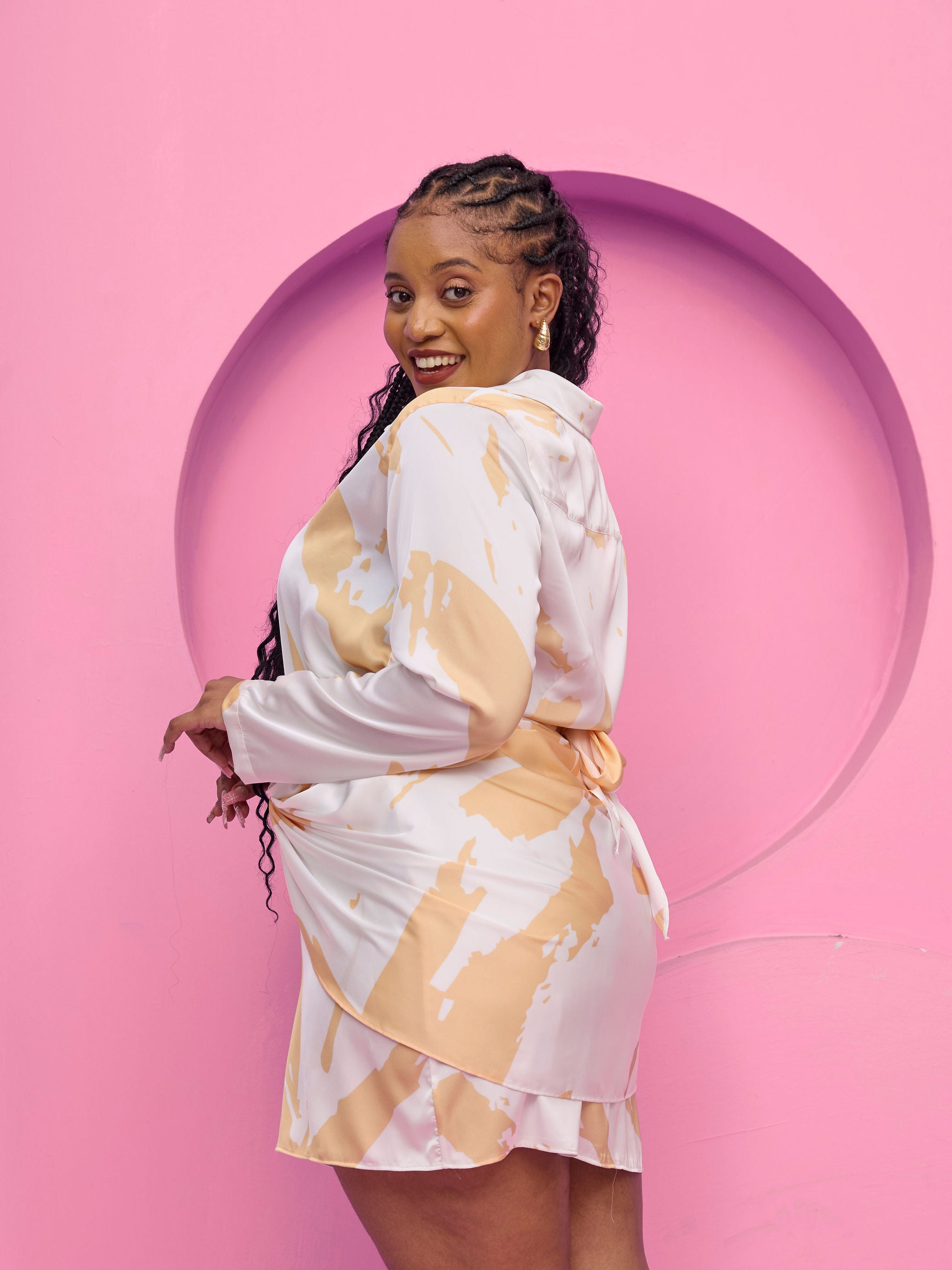 Vivo Beali Wrap Shirt Dress - White / Gold Lea Print