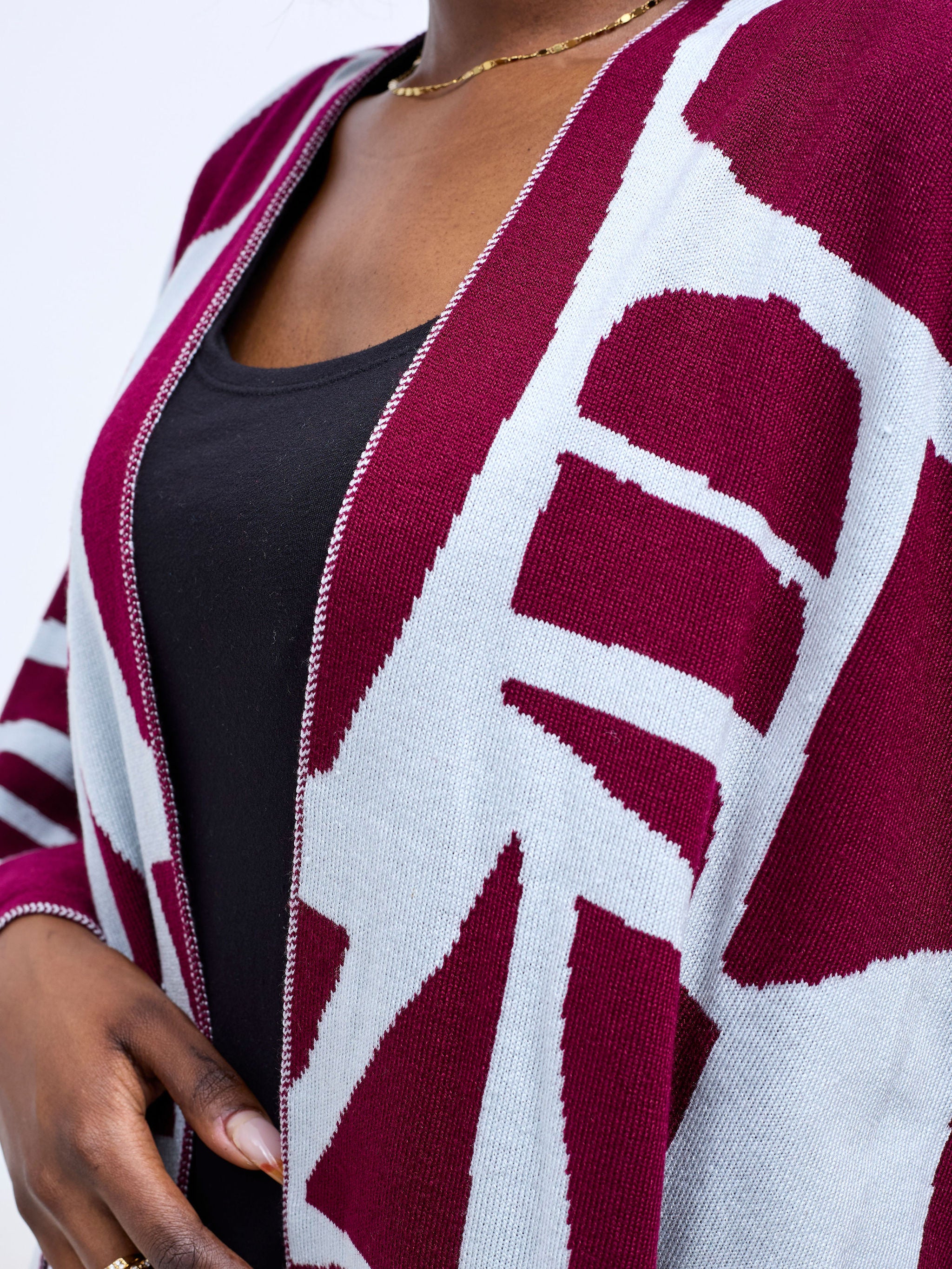 Vivo Reversible Poncho without Fringes - Maroon / Frost Samba Print