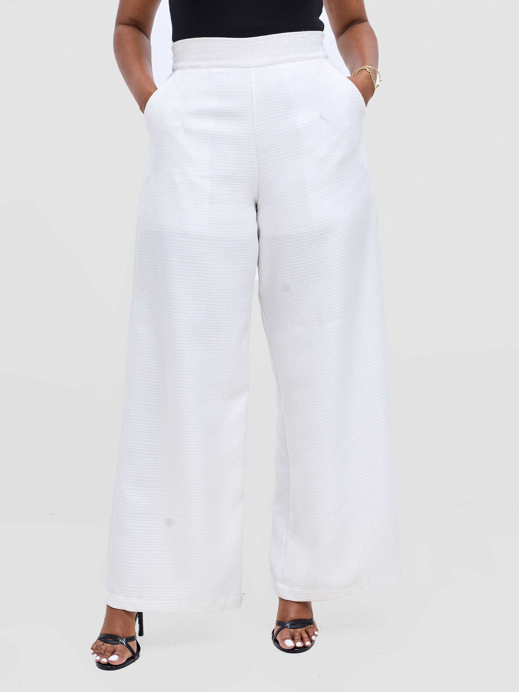 Vivo Analo Wide Leg Pants - White