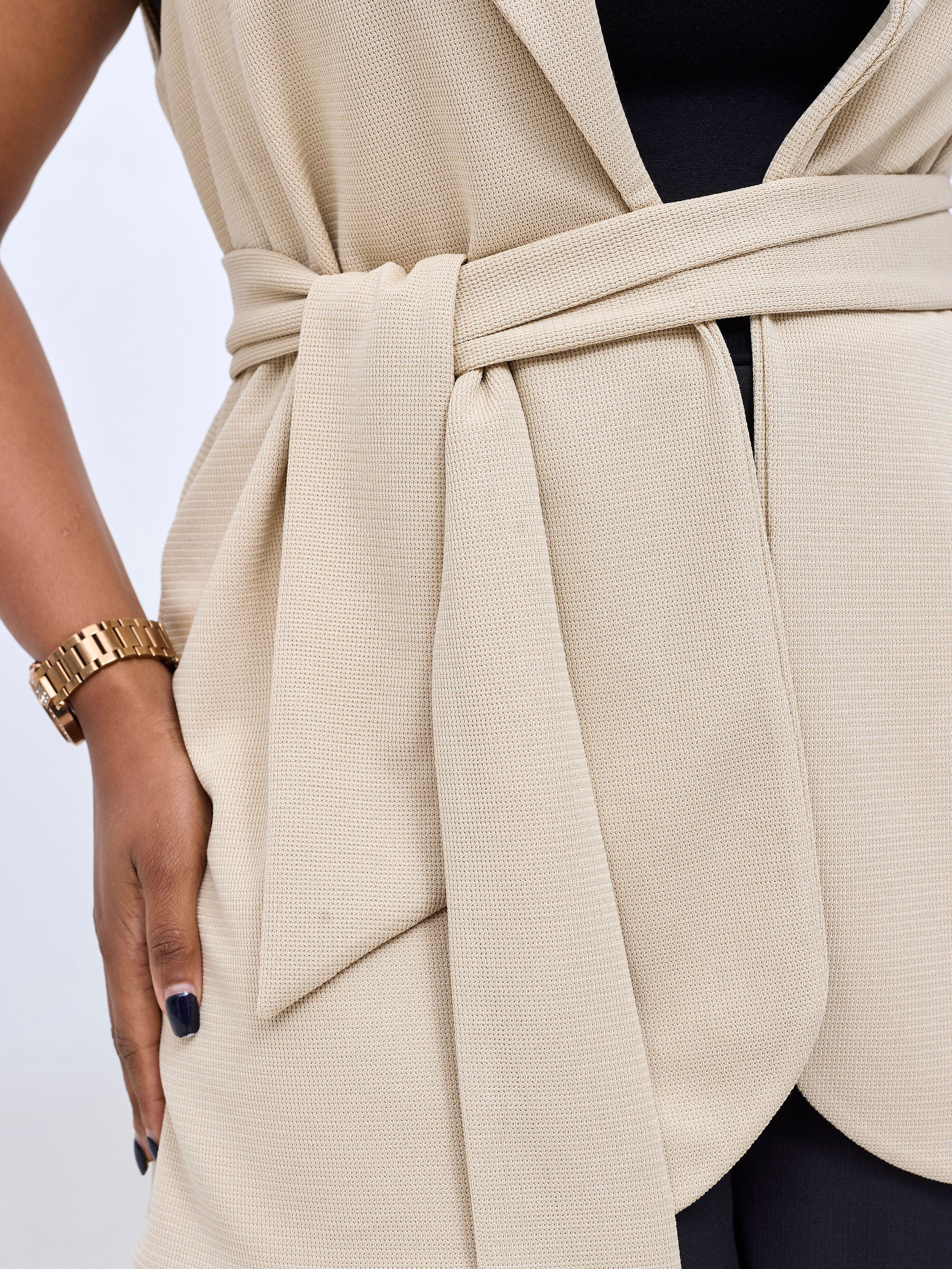 Vivo Basic Sleeveless Double Layered Coat - Buttermilk