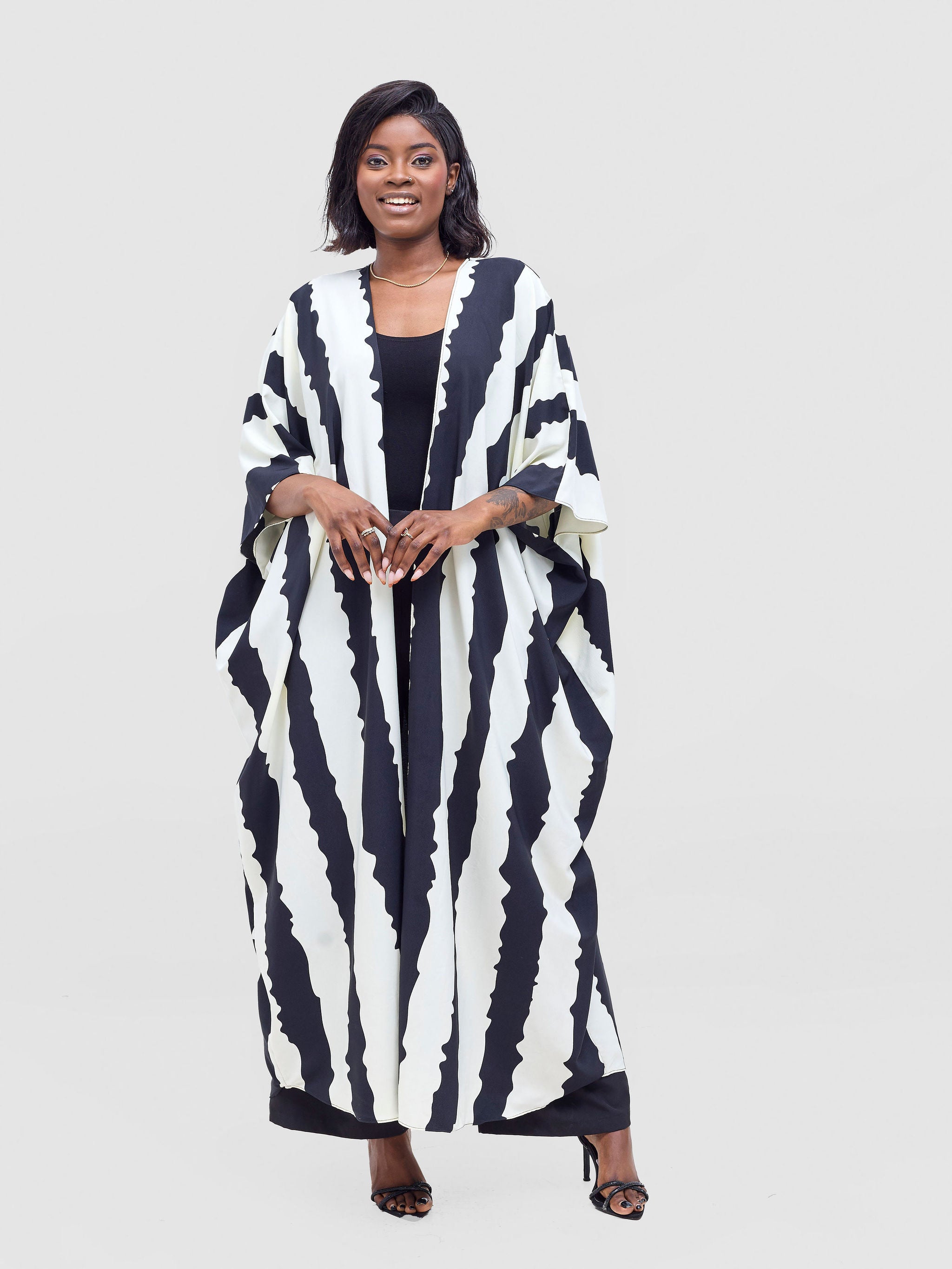Vivo Ayla Maxi Kimono - Black / Cream Yla Print