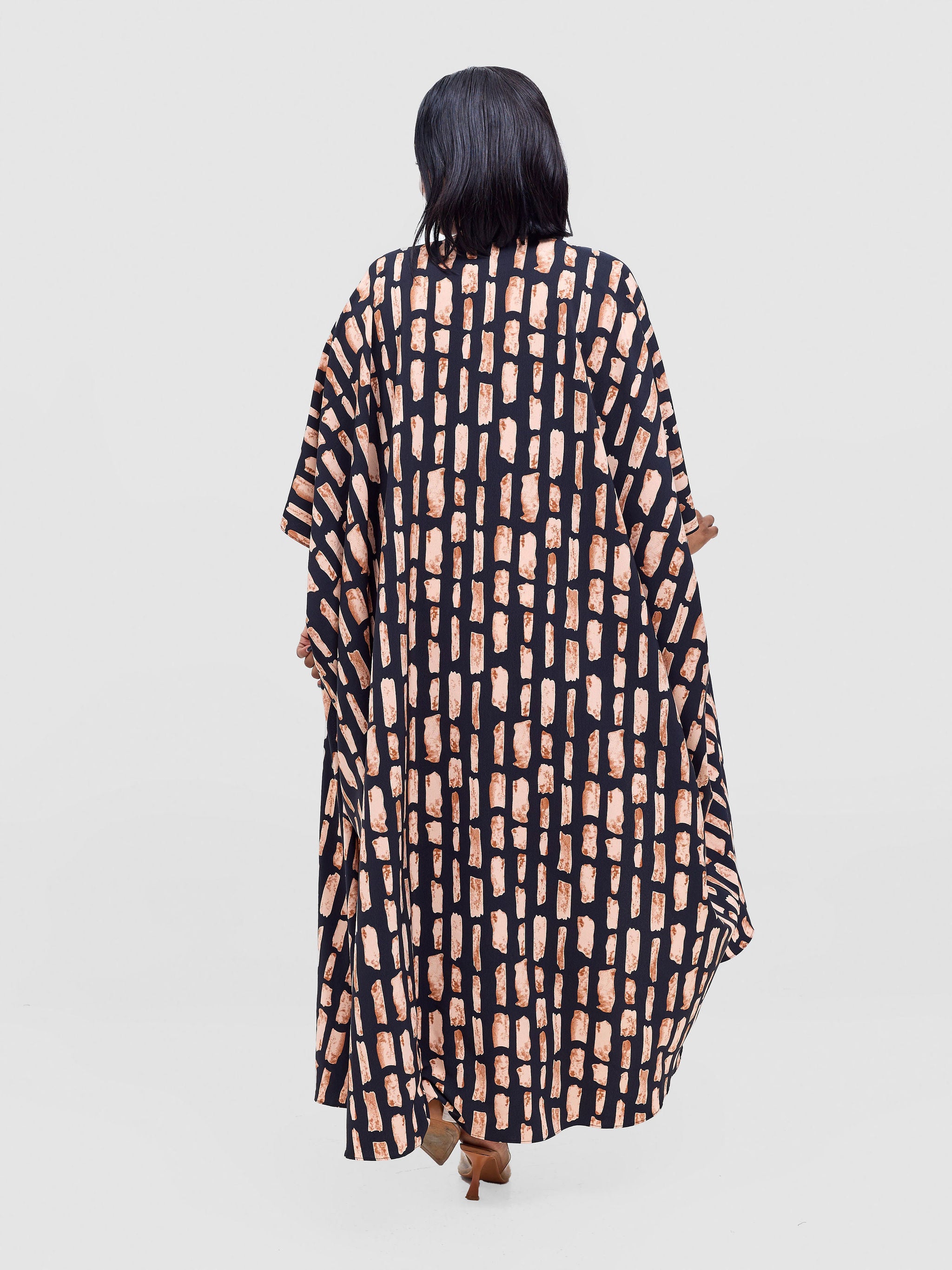 Vivo Ayla Maxi Kimono - Black / Peach Alya Print