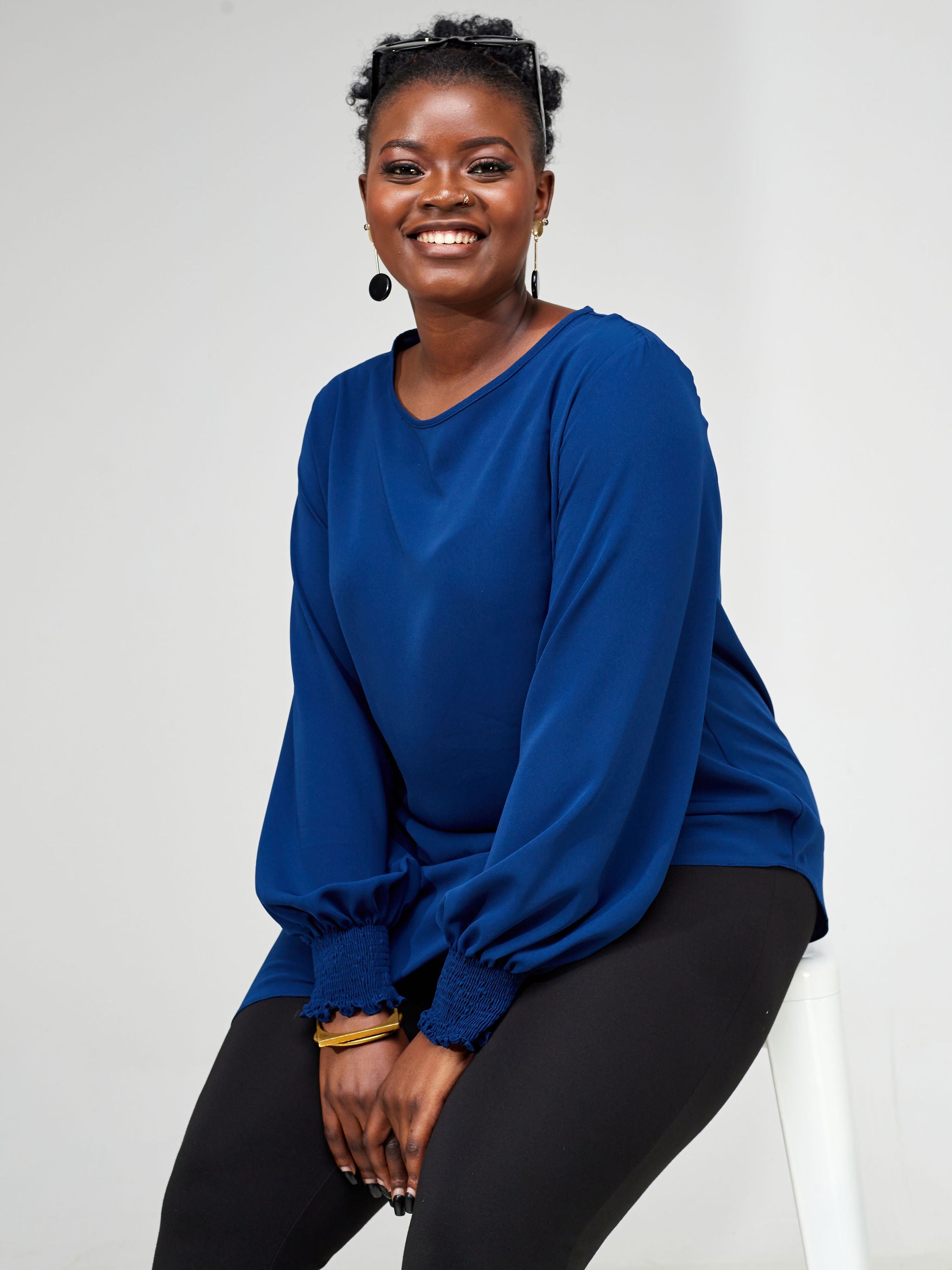Vivo Wastani Shirred Cuff Asymmetrical Top - Dark Blue