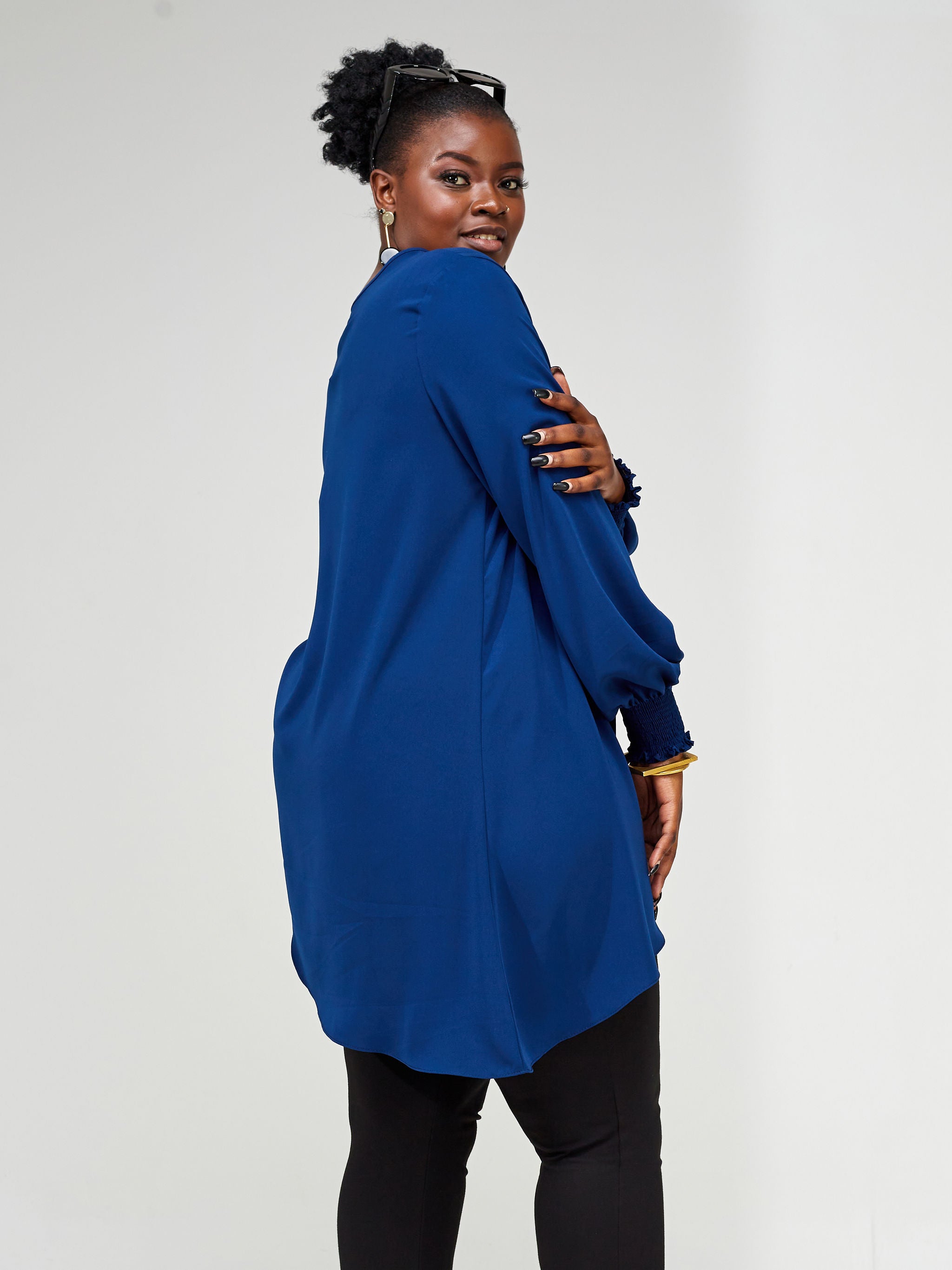 Vivo Wastani Shirred Cuff Asymmetrical Top - Dark Blue