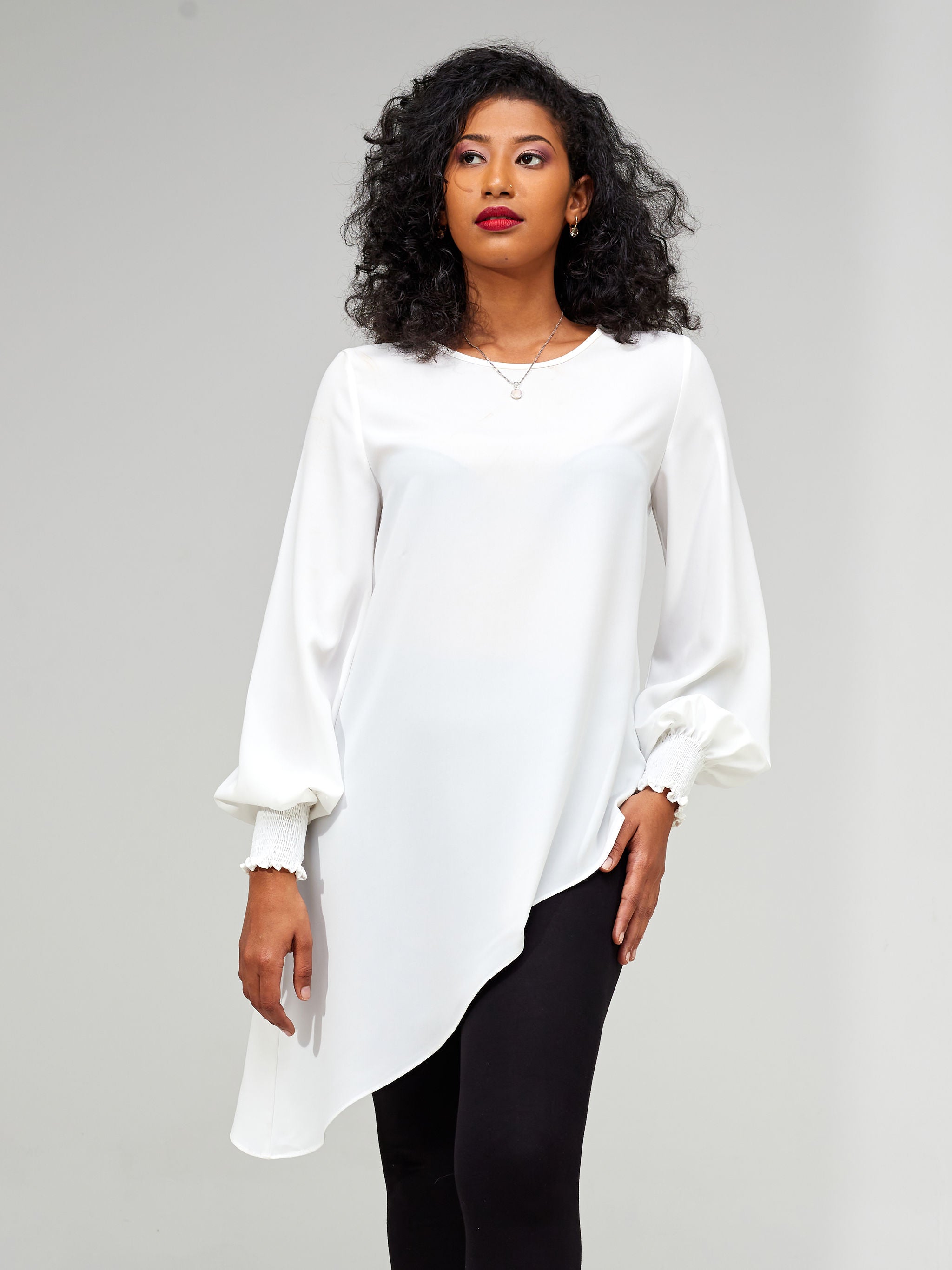 Vivo Wastani Shirred Cuff Asymmetrical Top - White